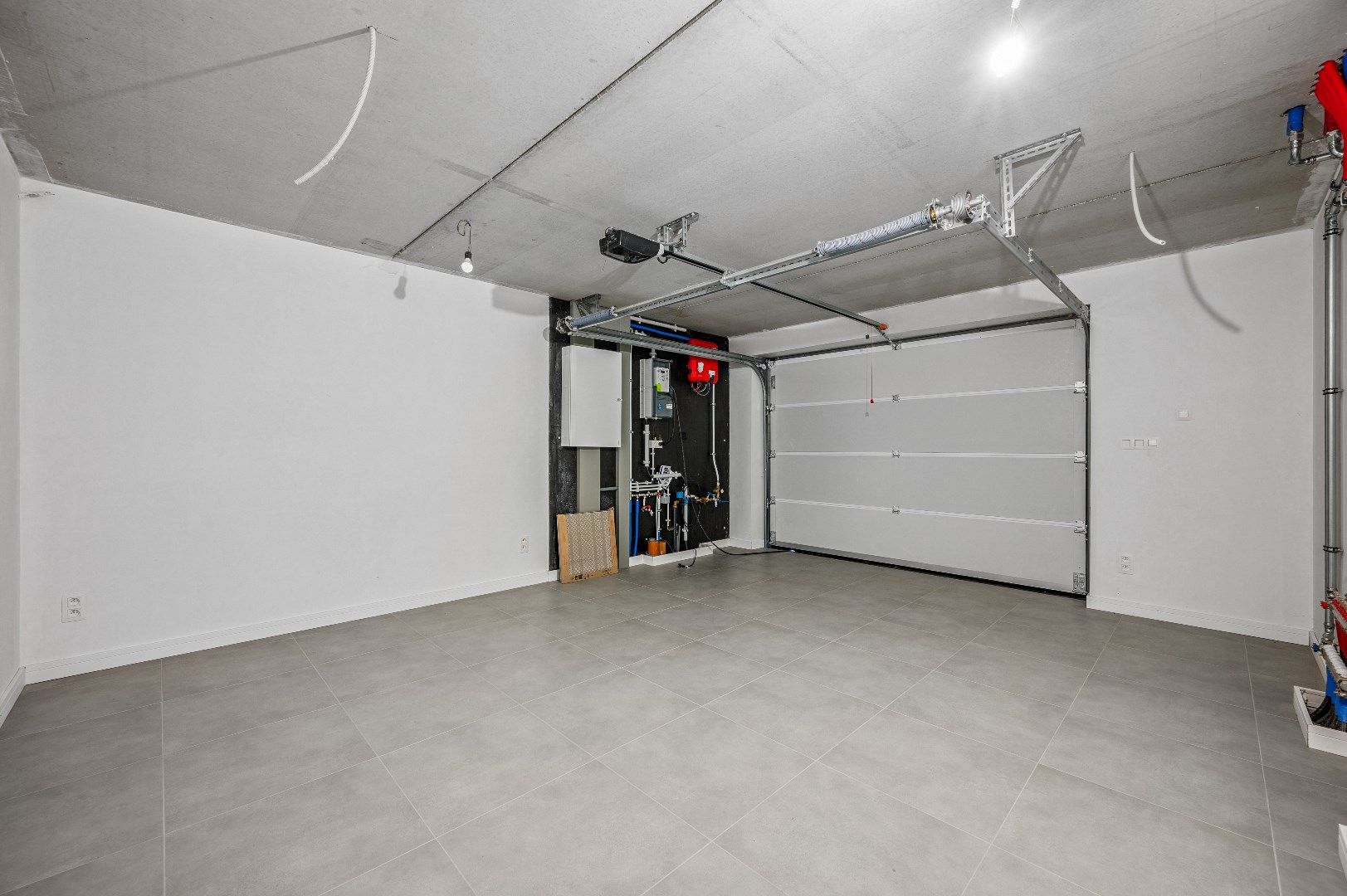 Nieuwbouw halfopen bebouwing (EPC A) met tuin, terras en garage foto 12