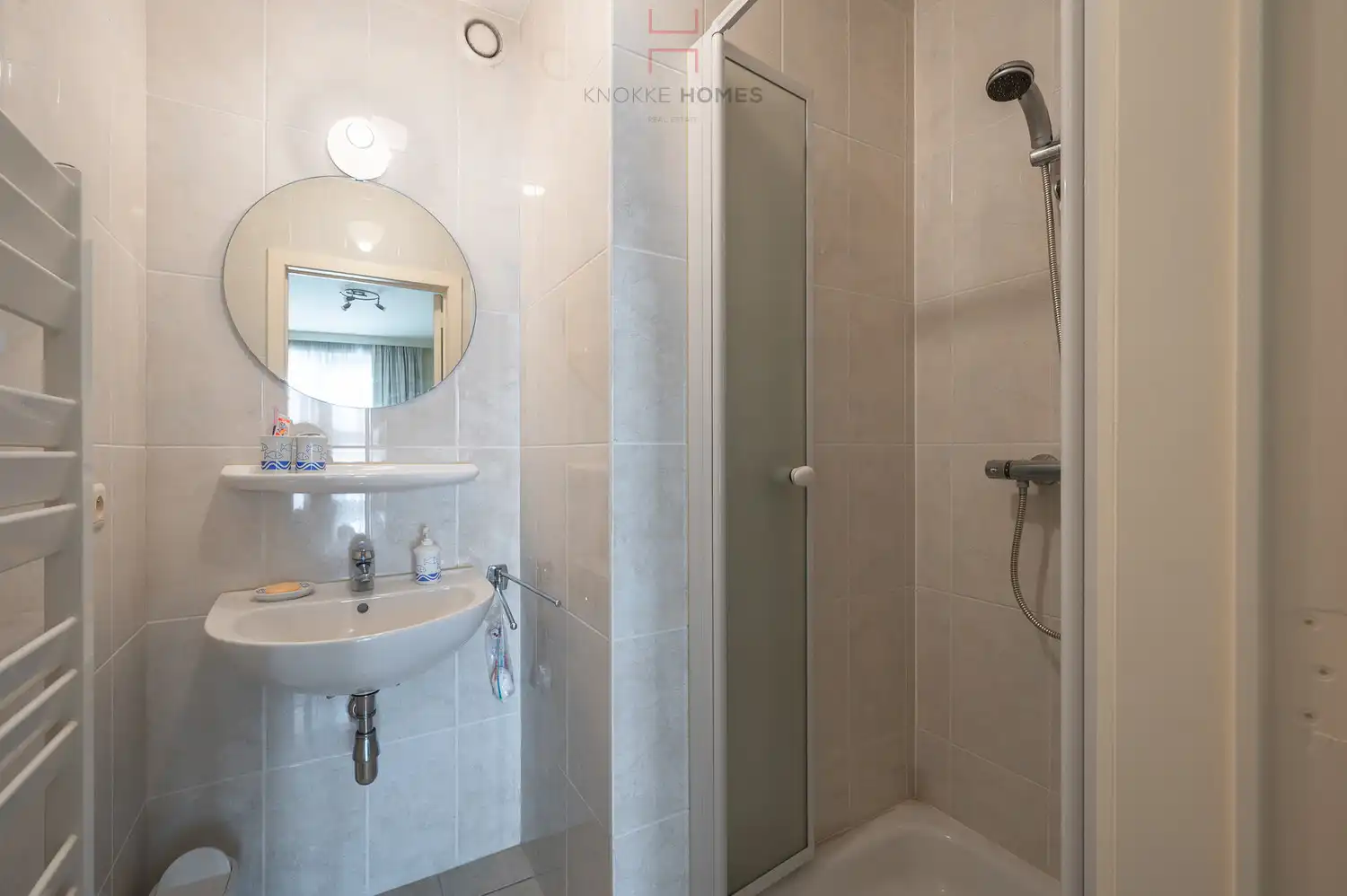 Mooi zonnig appartement gelegen aan het Albertstrand foto 17