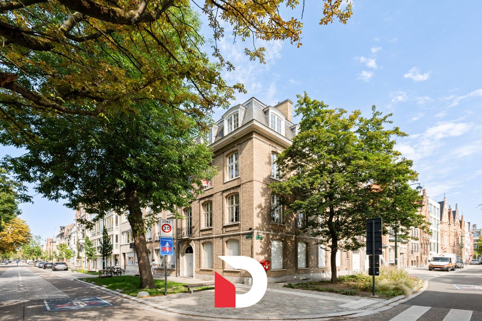 Hoofdfoto van de publicatie: Uniek aanbod: Prachtig appartement te Kristus Koning met zicht op het 't Stilende en het Graaf Visartpark op een steenworp van het centrum.