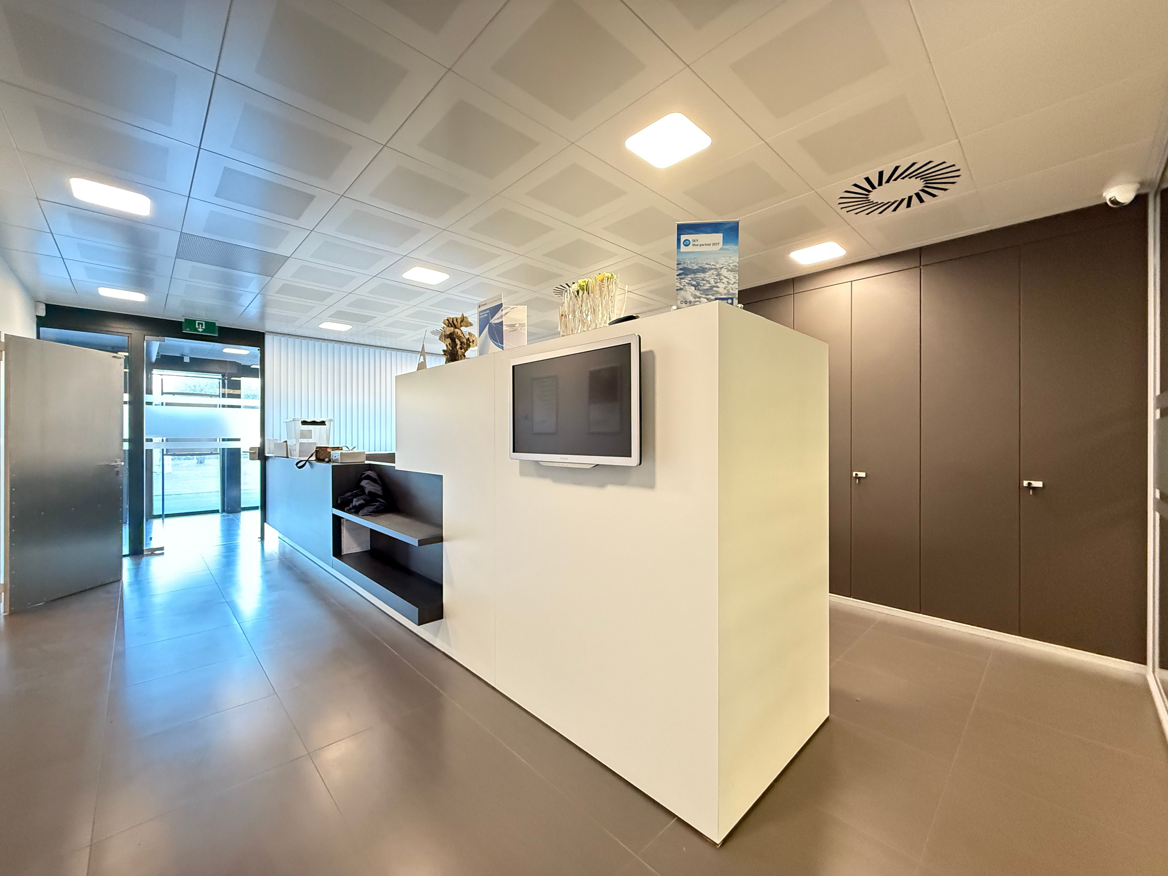 Handelsgelijkvloers 200 m² foto 4