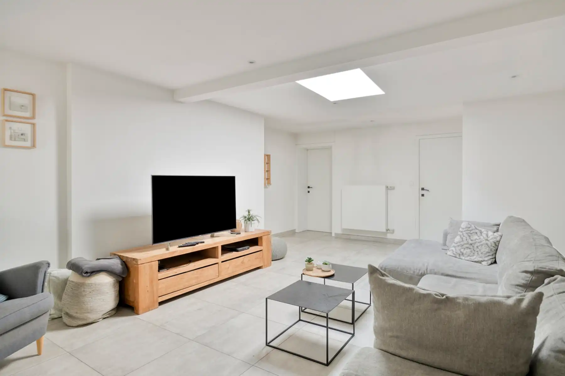 Instapklare, energiezuinige woning met commerciële mogelijkheden op topligging in Merchtem! foto 9