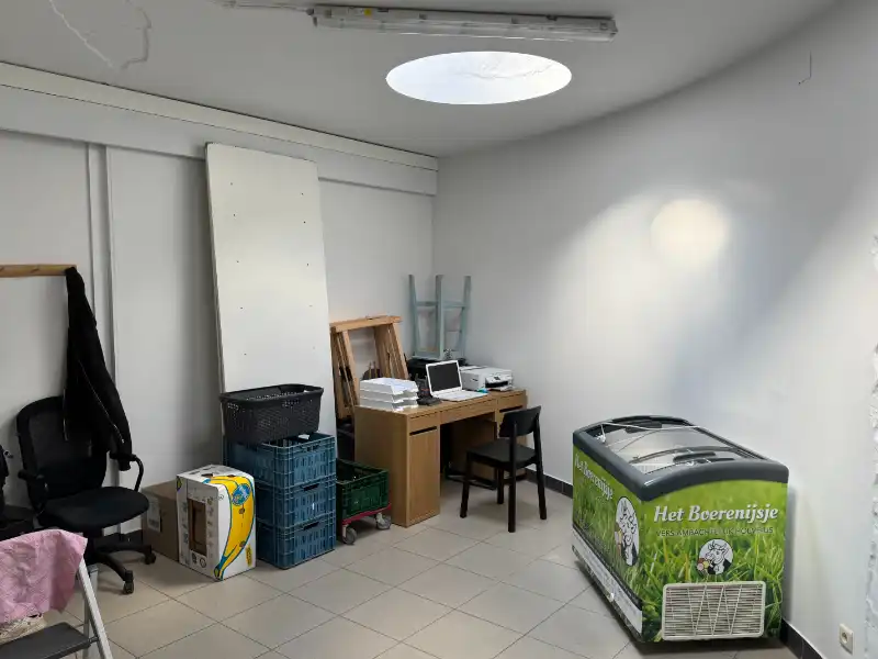 Handelspand te huur in hartje Brasschaat foto 8