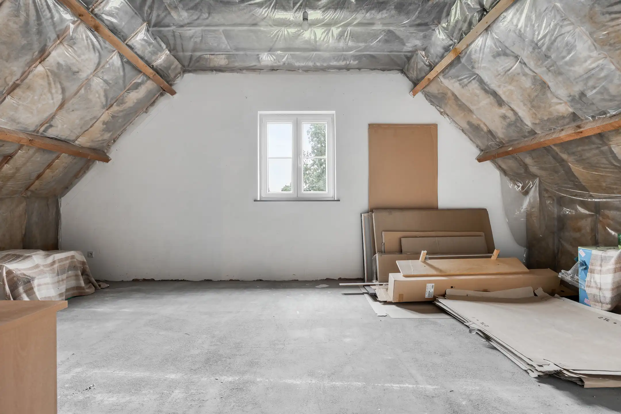 Rustig gelegen villa met prachtige tuin en zwemvijver foto 25