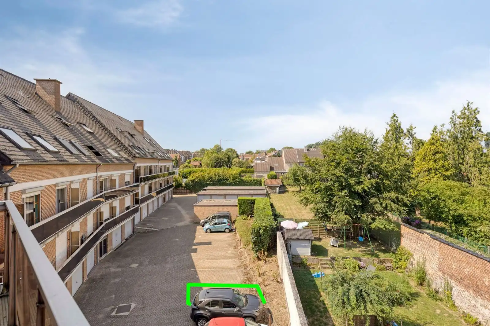 Groot 2-kamer appartement van 105 m² foto 23