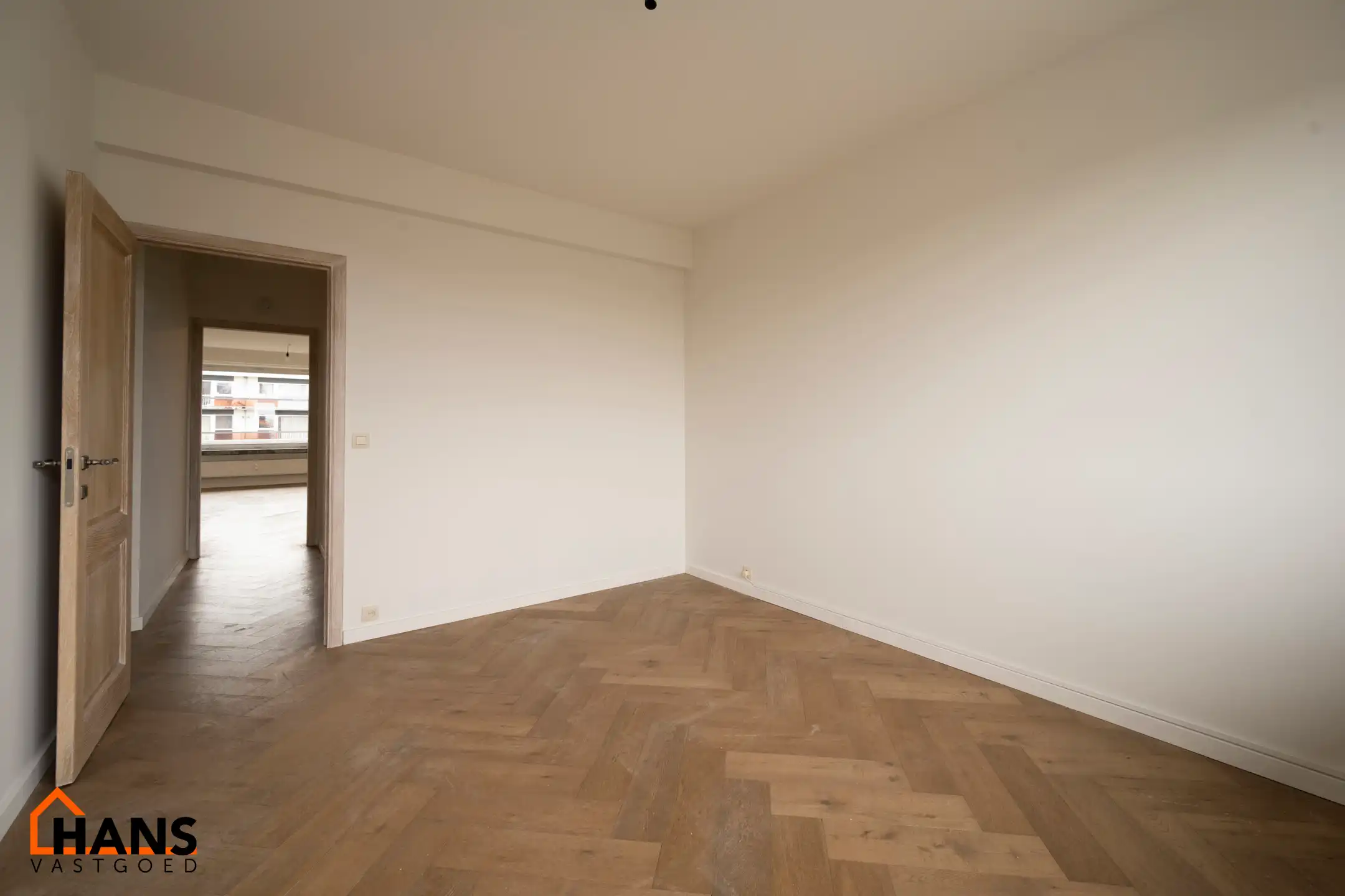 Instapklaar appartement met garagebox. foto 16