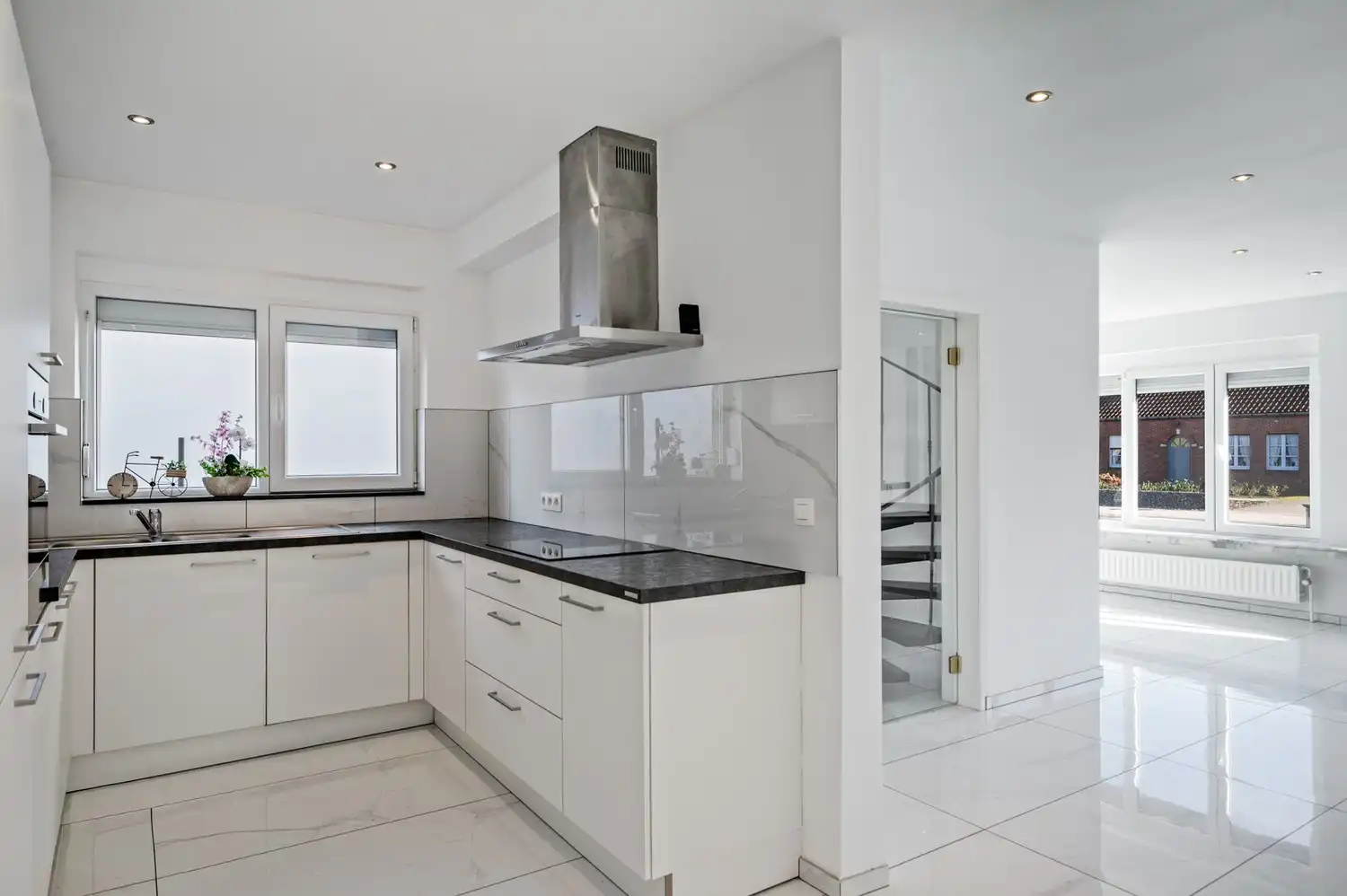 Gerenoveerde woning met 3 slpkrs te Putte foto 11