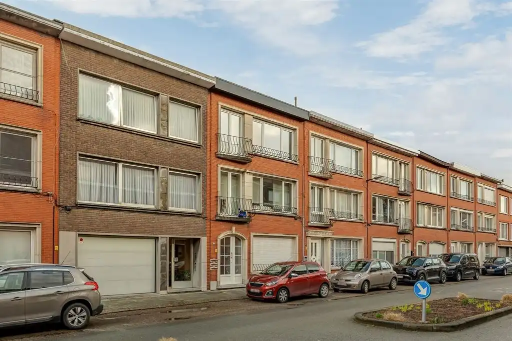 Volledig gerenoveerd appartement met terrasje foto 17