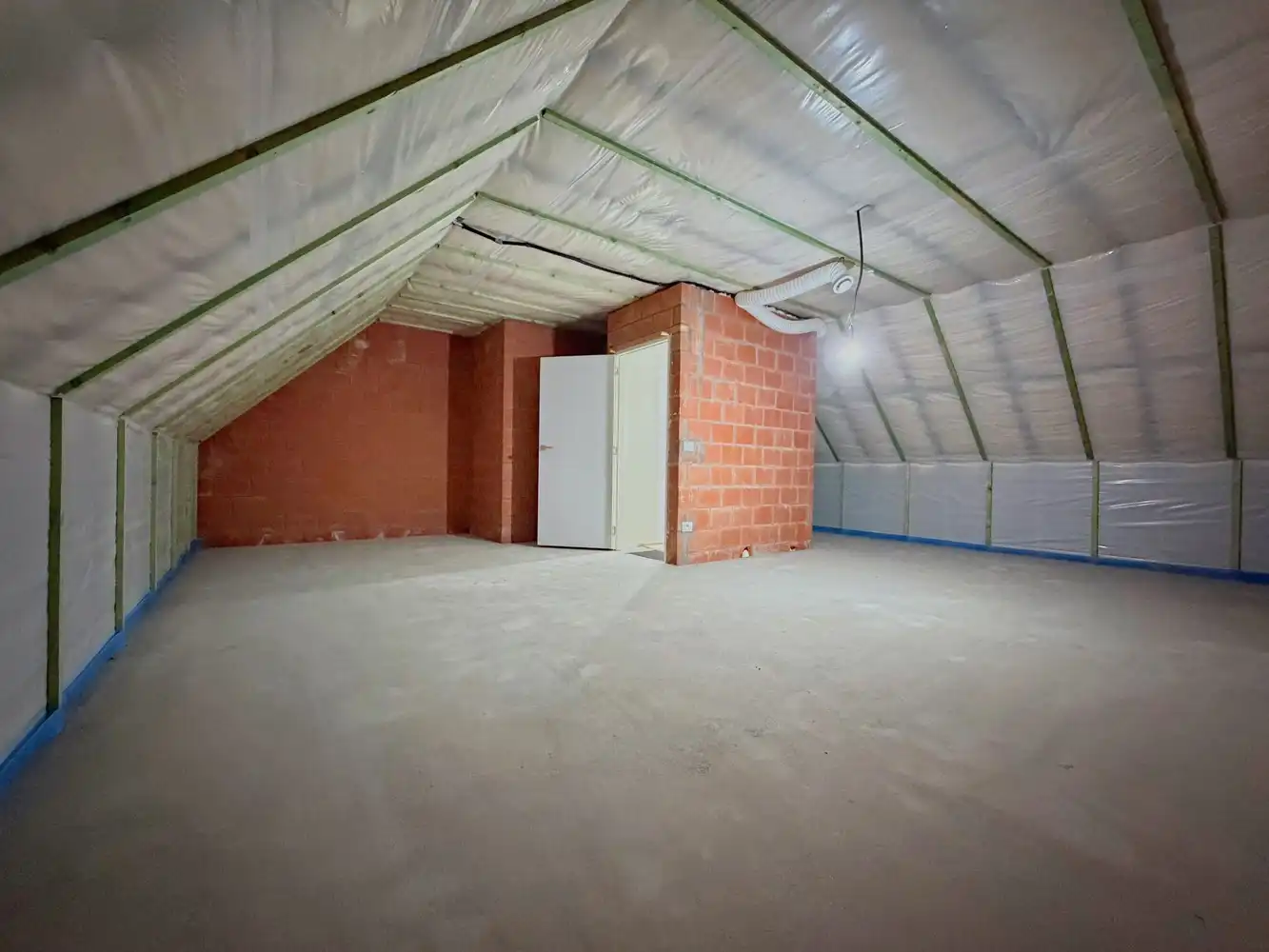 Unieke woning met high-end afwerking + garage én tuin! foto 12