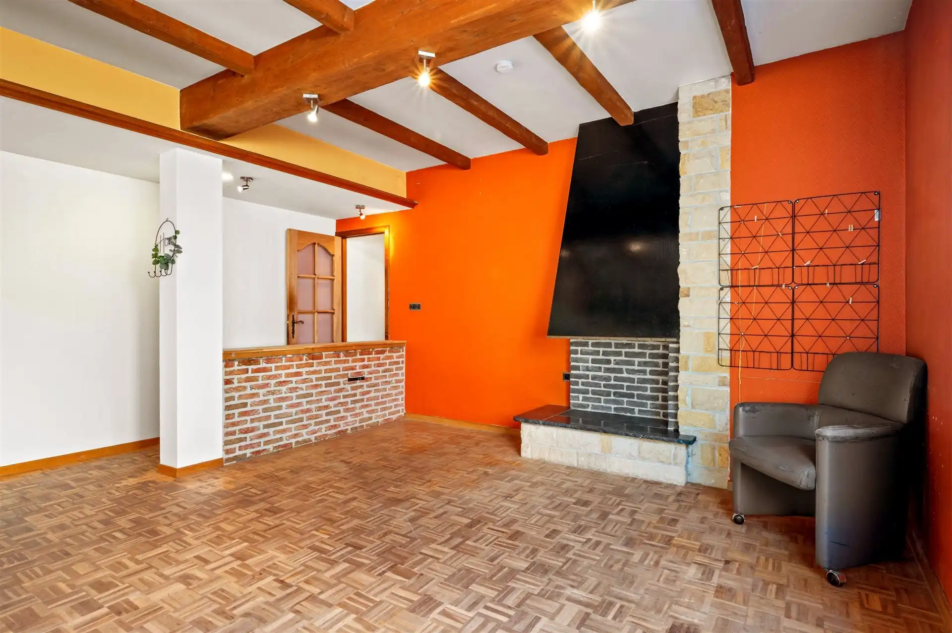 Op te frissen appartement met 2 slpks en riant terras foto 17