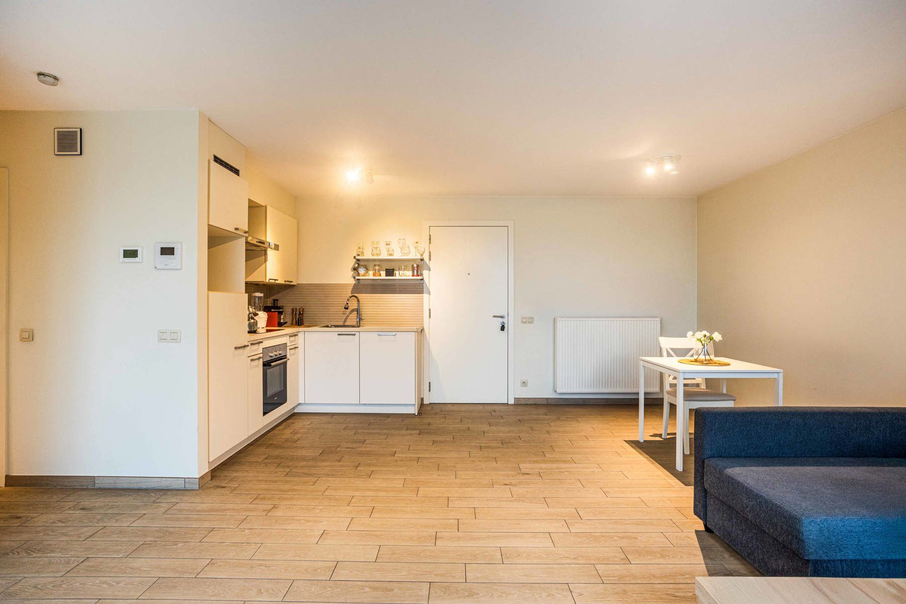 Modern NB appartement 2slpk, fantastisch terras & 2 parkpl. foto 9