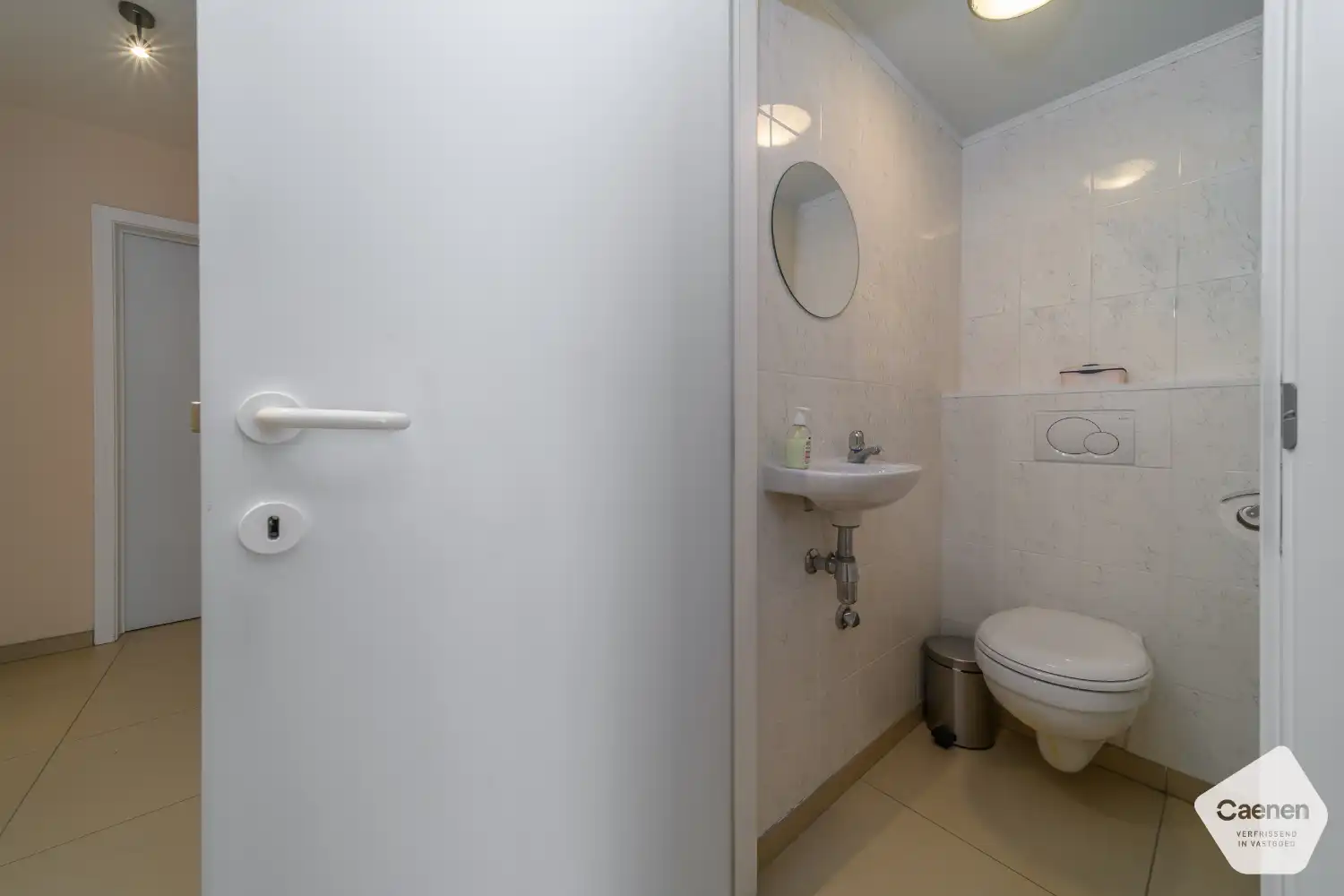 Heel recent, lichtrijk 1-slaapkamerappartement met zuidgericht terras op topligging nabij zee foto 8
