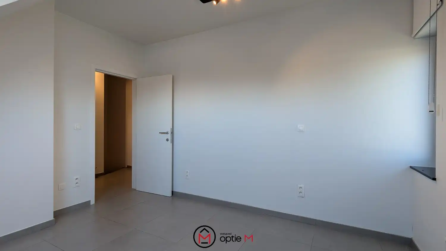 🏡 Duplex appartement te huur in Bilzen-Hoeselt – Instapklaar met 2 slaapkamers - op wandelafstand van het centrum van Bilzen foto 14