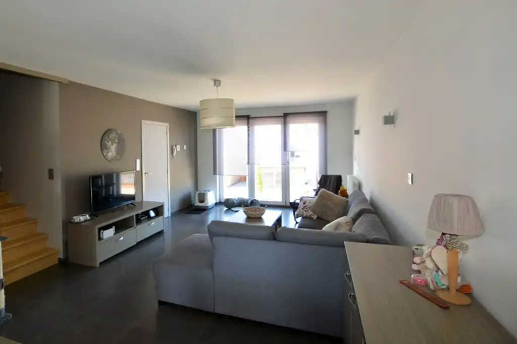 Modern triplex appartement met 3 slpks, terras, kelderberging en autostaanplaats. foto 5