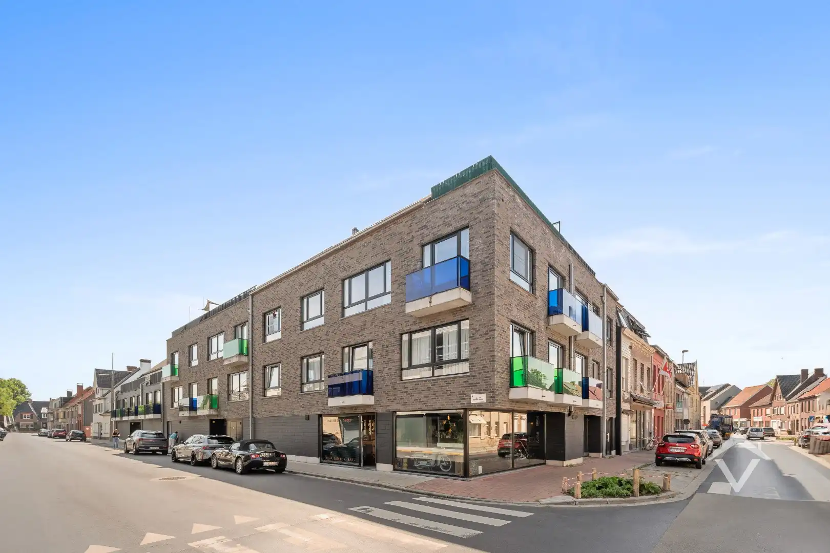 Instapklaar appartement met klassevolle afwerking te Kortemark (EPC-label A) foto {{pictureIndex}}