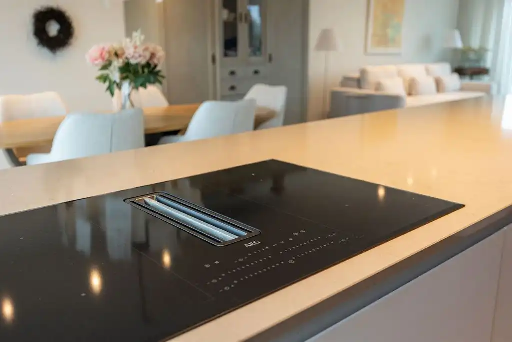 Nieuwbouw dakappartement met zicht op de vaart  foto 8