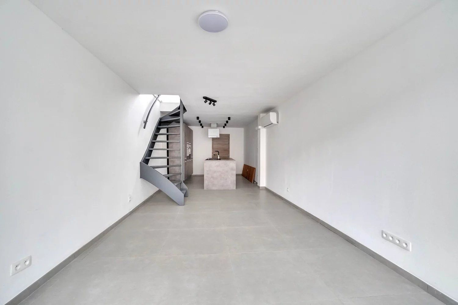 Gerenoveerde stadwoning in centrum foto 3