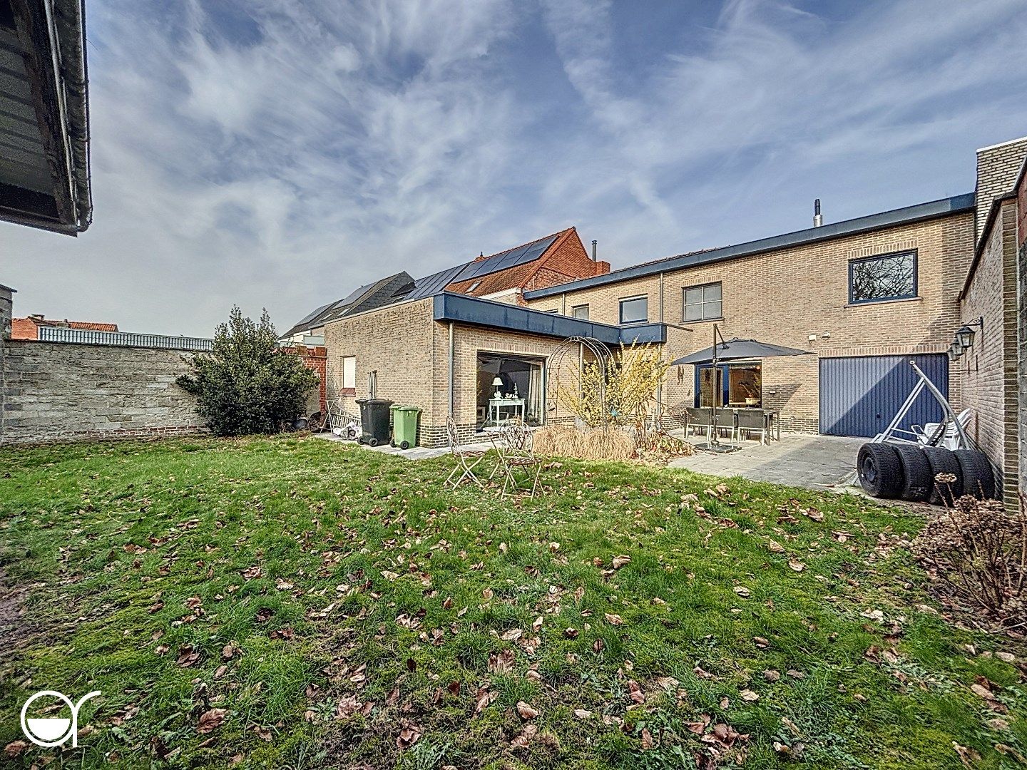 Ruime woning met vier slaapkamers, tuin, garage en mogelijkheid voor zelfstandige activiteit foto 30