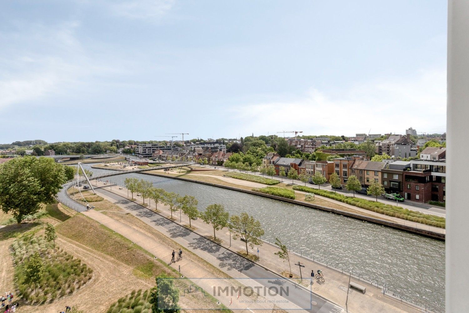 Comfortabel wonen met adembenemend uitzicht over de Leie en Kortrijk foto 14