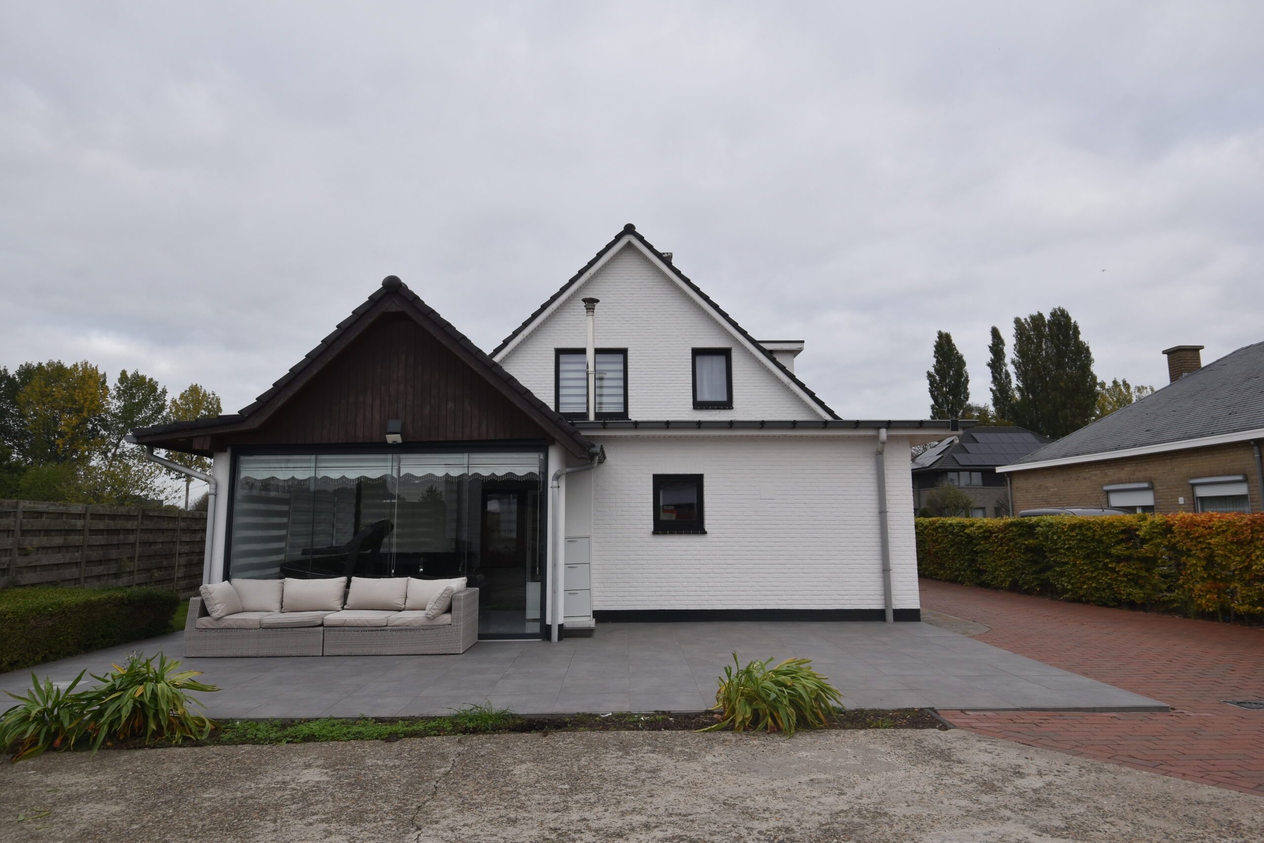 Gezellige woning met garage, veranda en 4 slaapkamers in Nieuwkerken foto 27