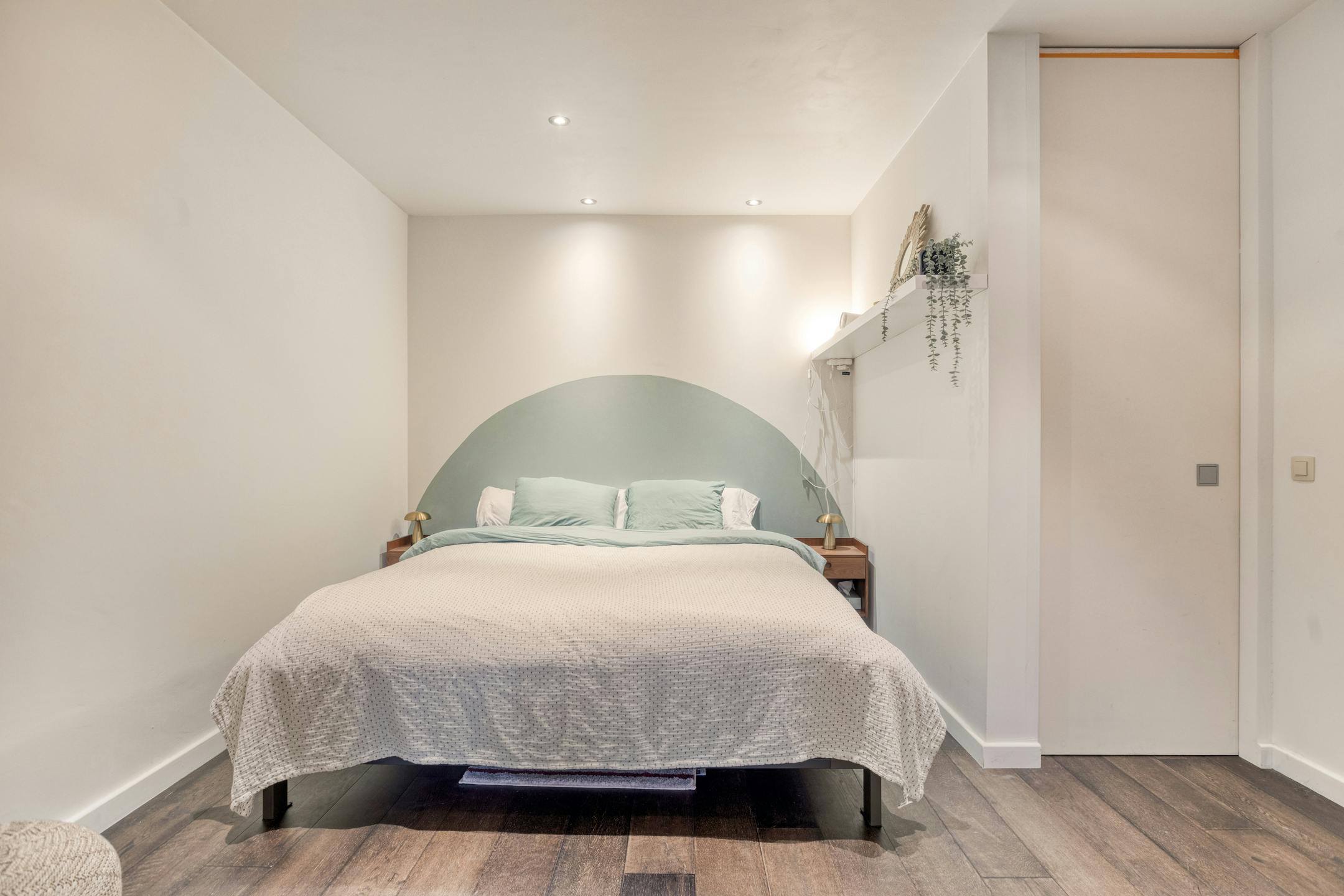 Unieke combinatie van wonen & werken -Huis met handelsruimte foto 7