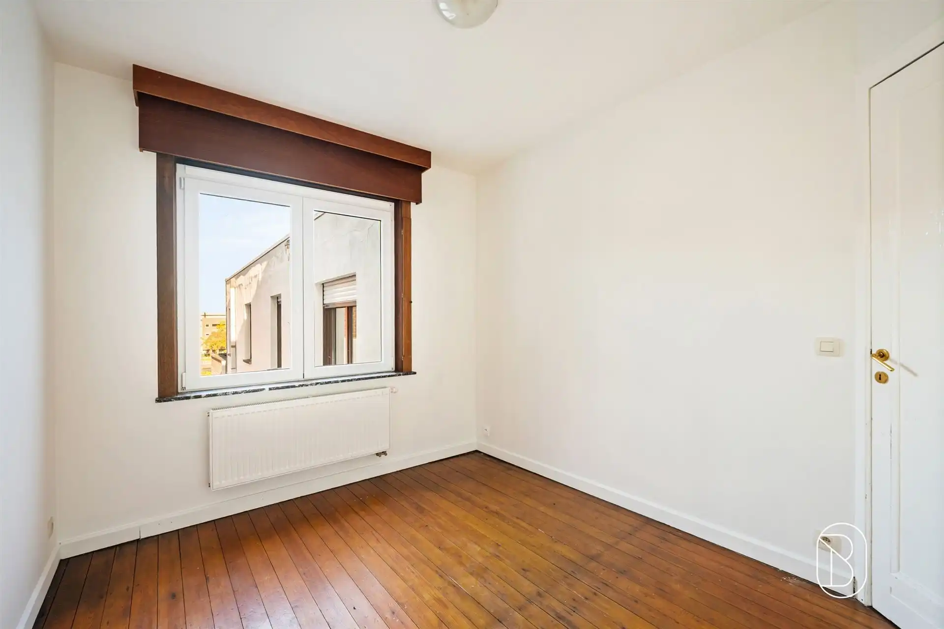 Karaktervolle herenwoning met 5 slaapkamers te Harelbeke foto 17