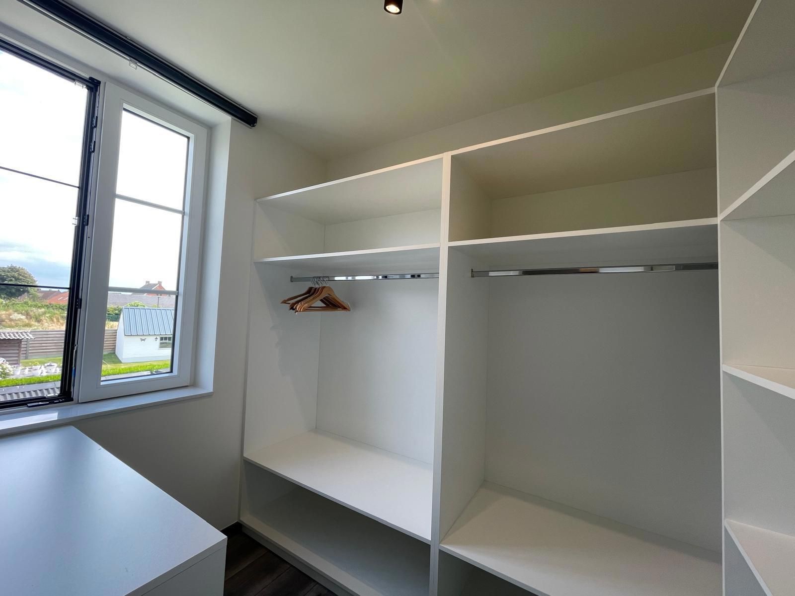 Instapklare ruime woning in een rustige nieuwe verkaveling. foto 17