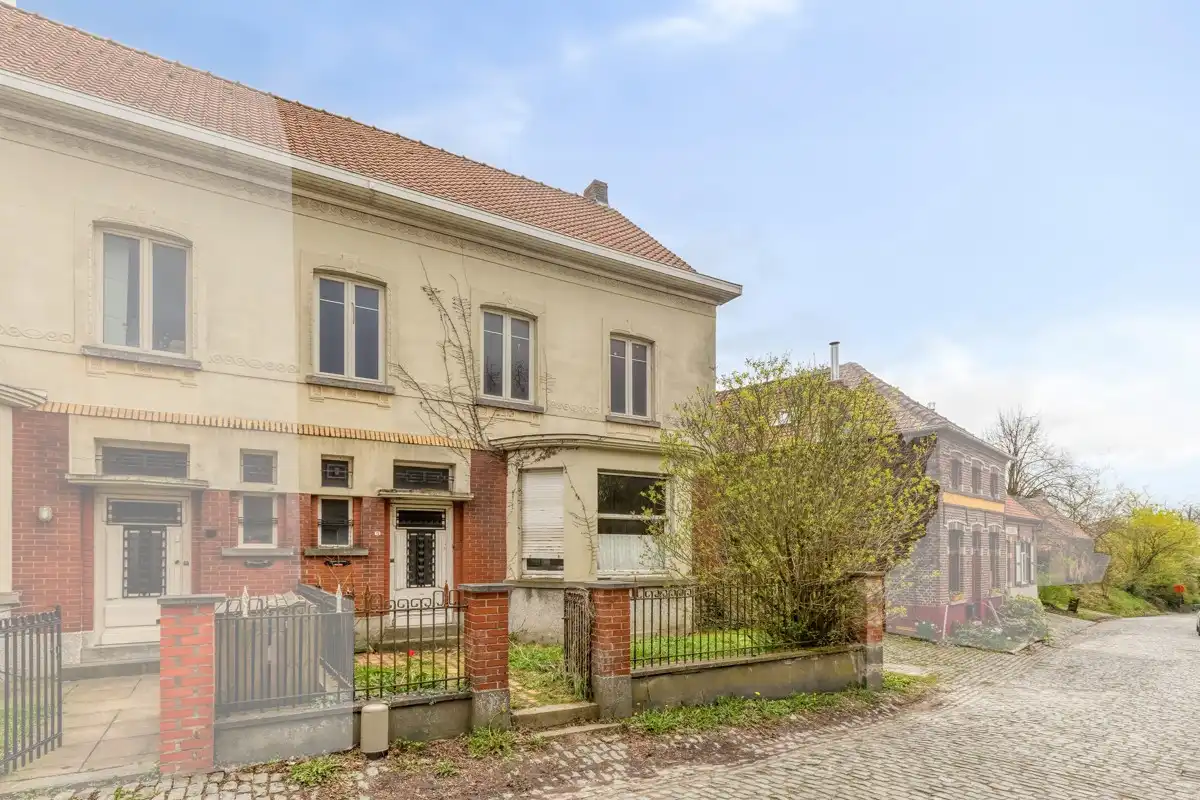 Voormalig brouwershuis en brouwerij in art-deco foto 2