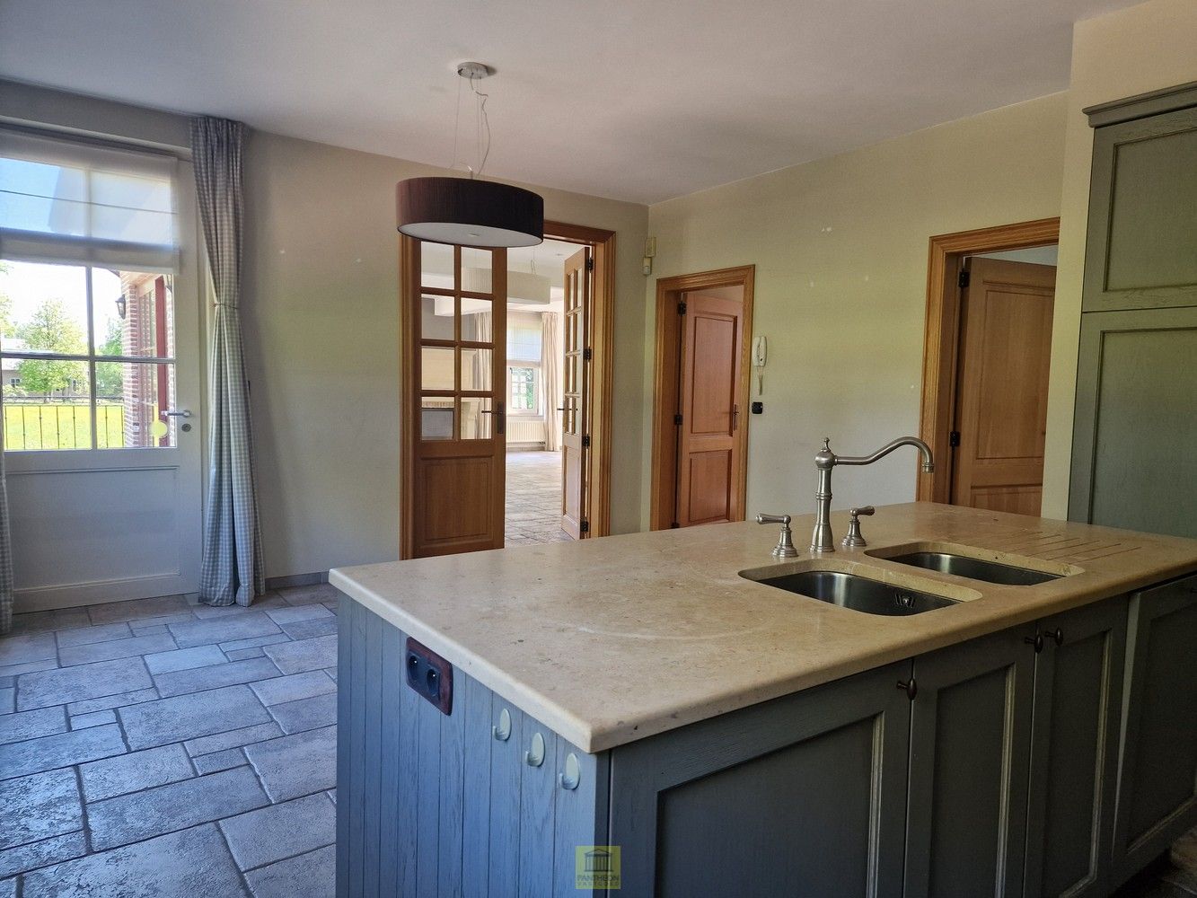 Exclusieve villa te huur in Moorsel (Aalst) – Ruimte, comfort en klasse in een unieke omgeving foto 7