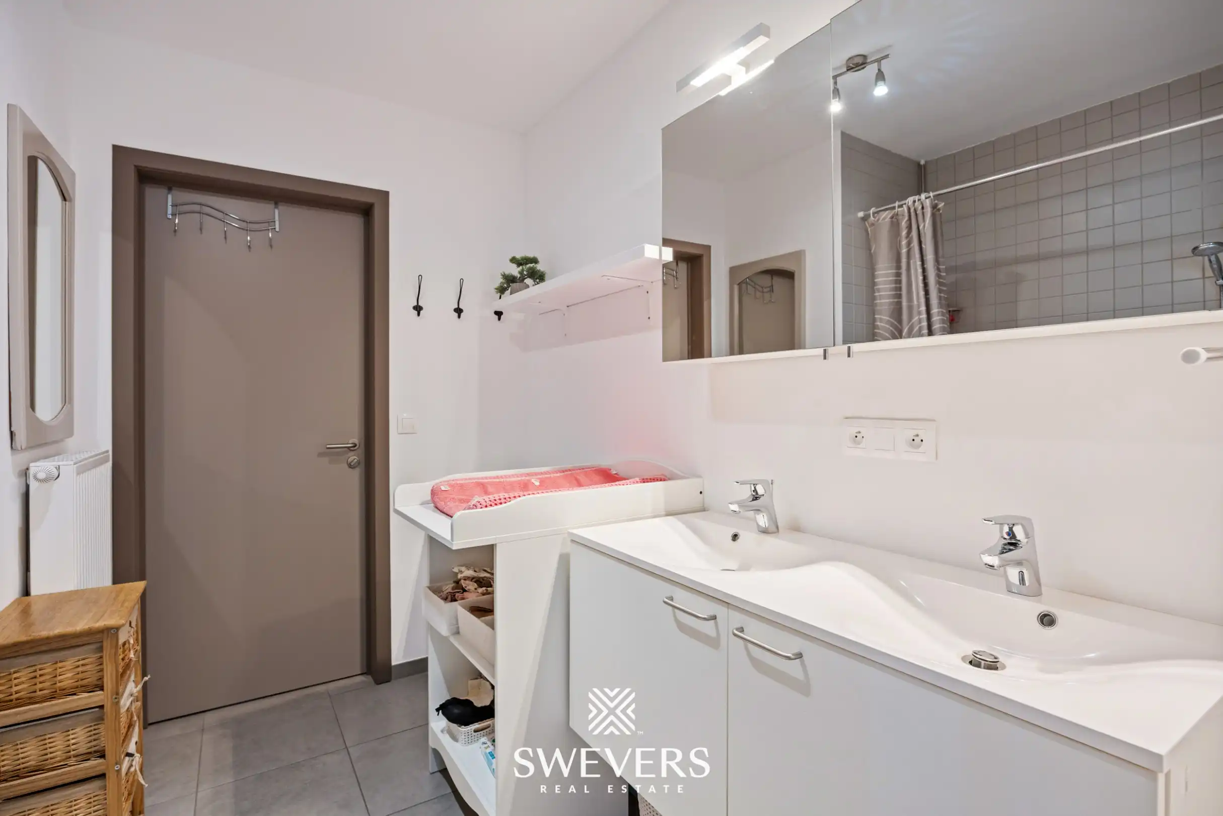 Gezellig 2-slaapkamerappartement met terras en autostaanplaats foto 19