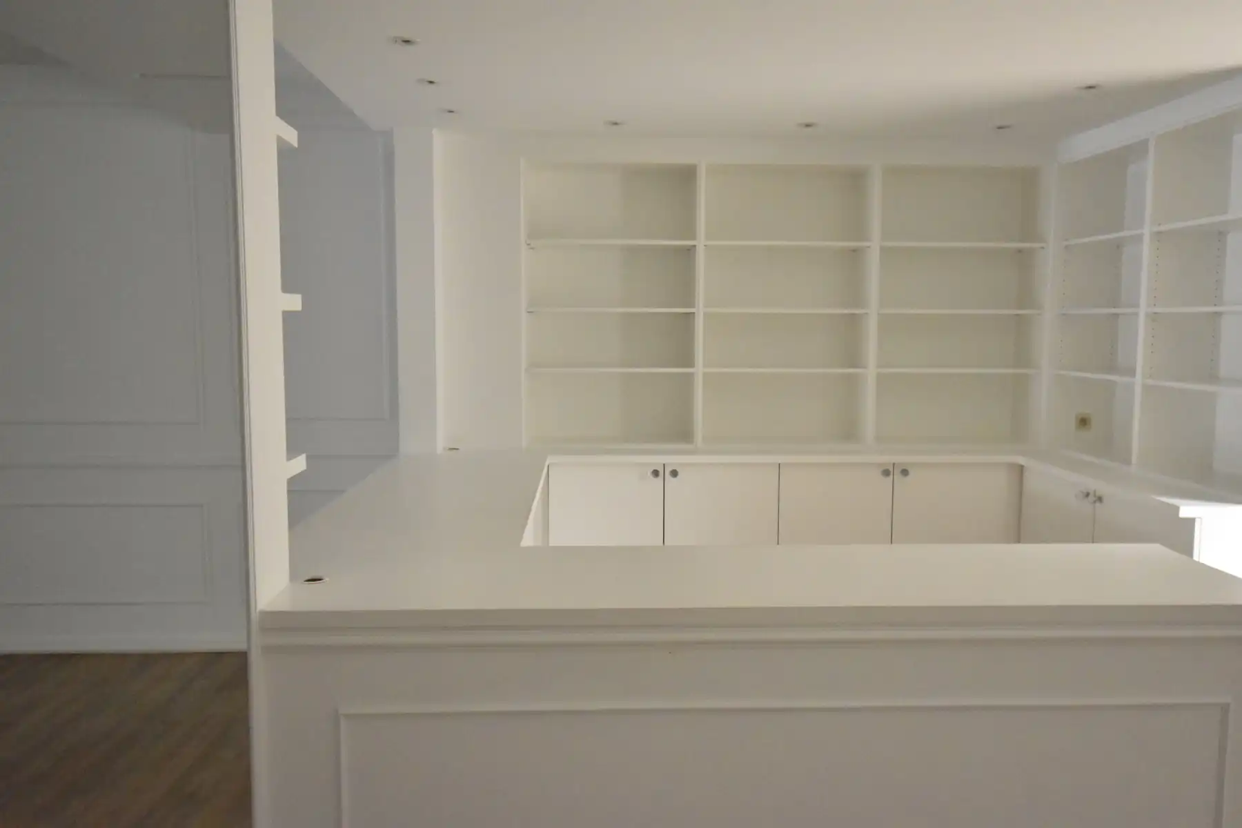 Commerciële ruimte te huur foto 7