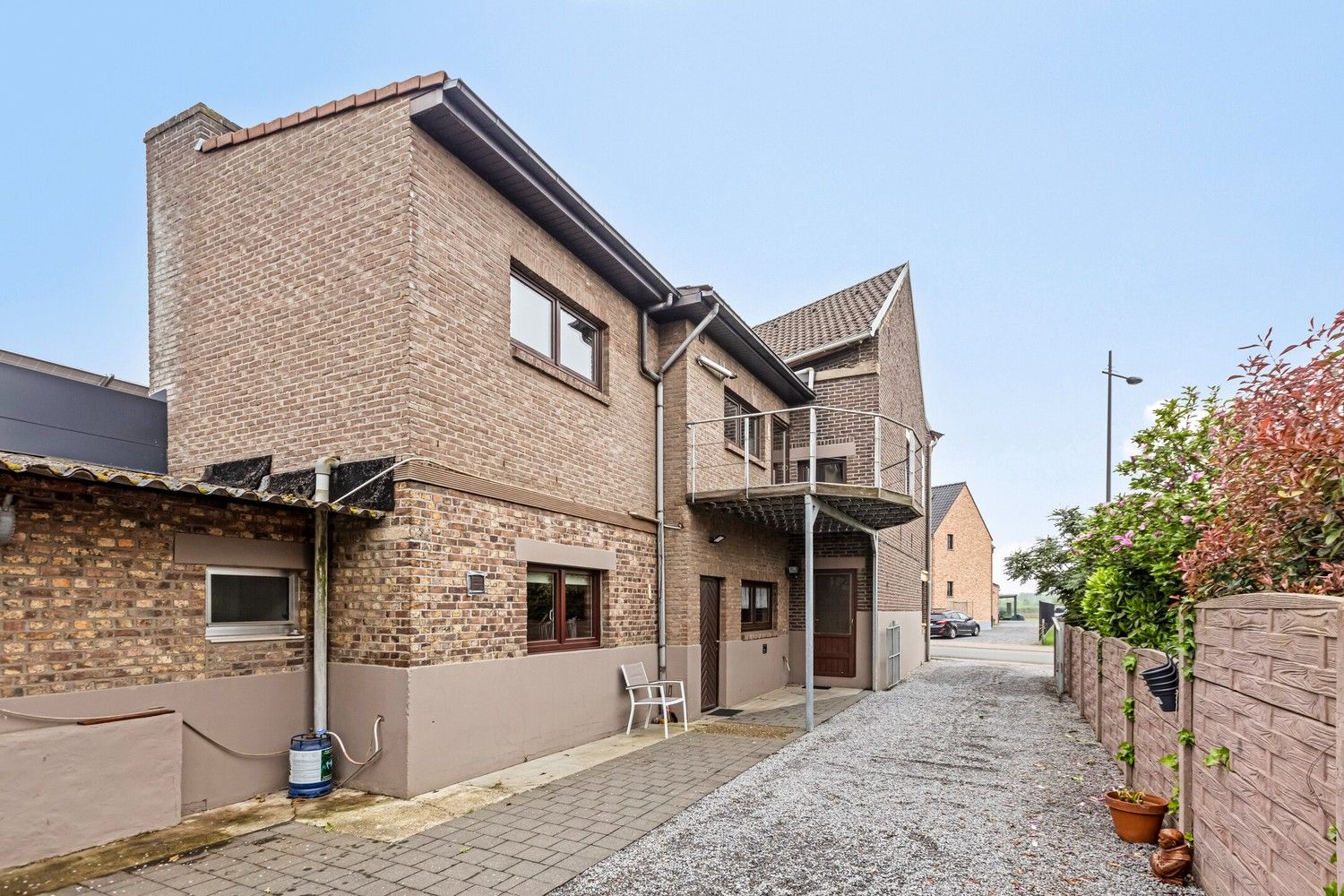 Halfopen woning met veel potentieel op een ruim perceel in Kotem/Maasmechelen foto 26
