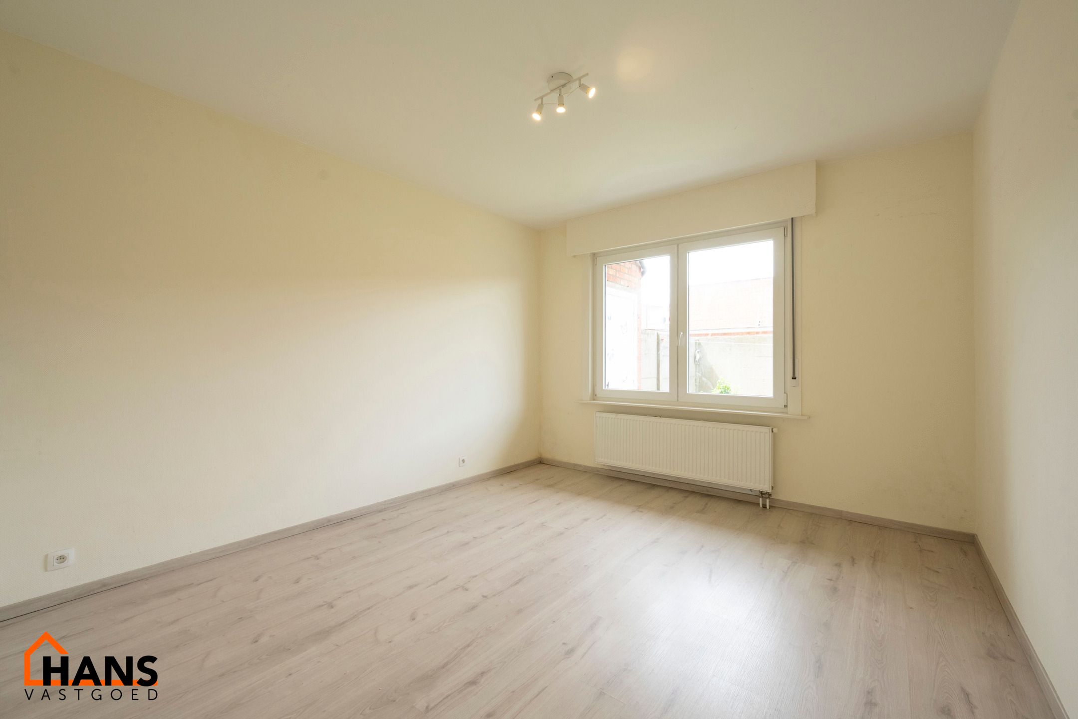 Gelijkvloersappartement met terras. foto 10