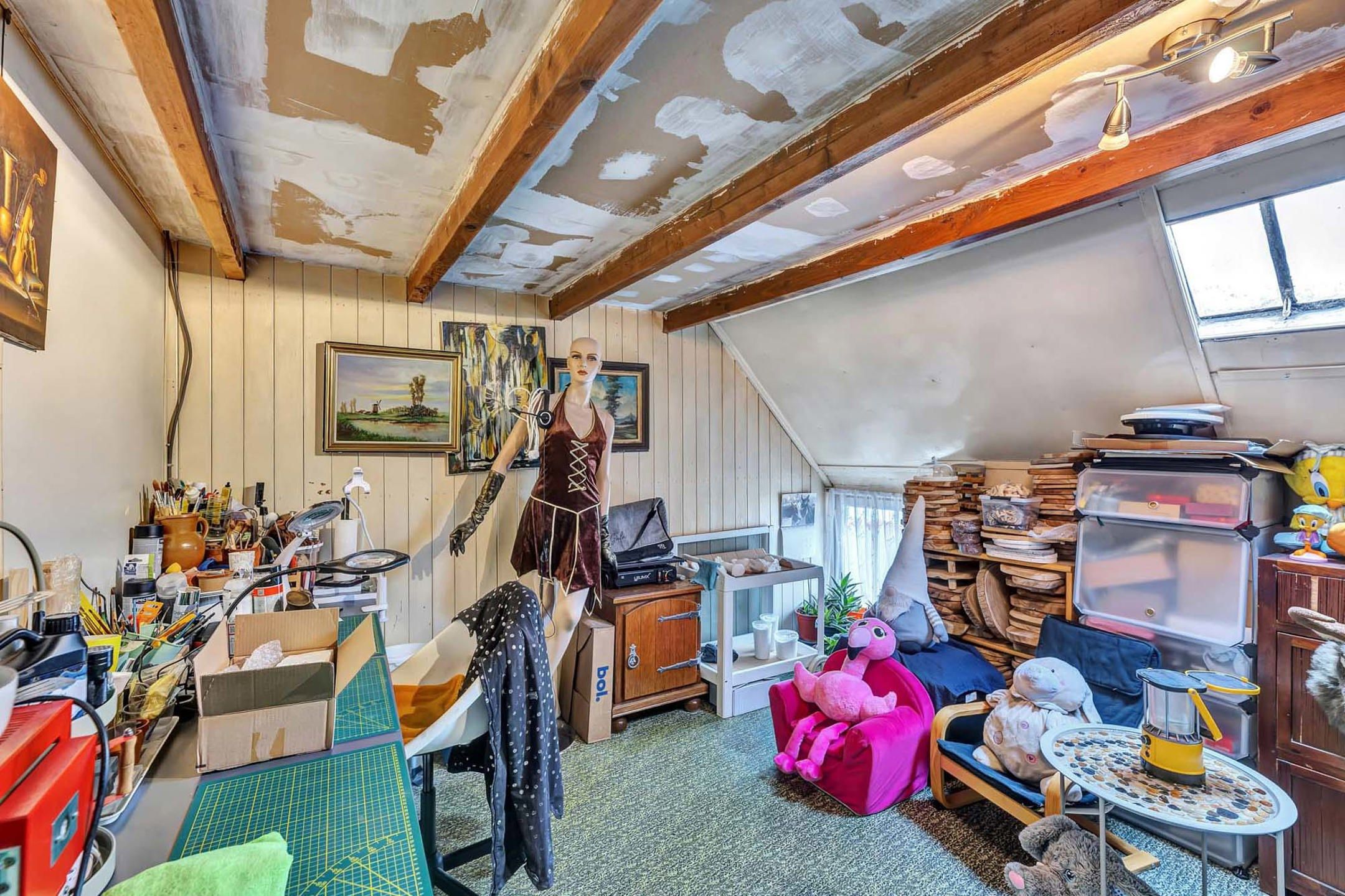 Projectgrond of totale renovatie met idyllisch uitzicht foto 17