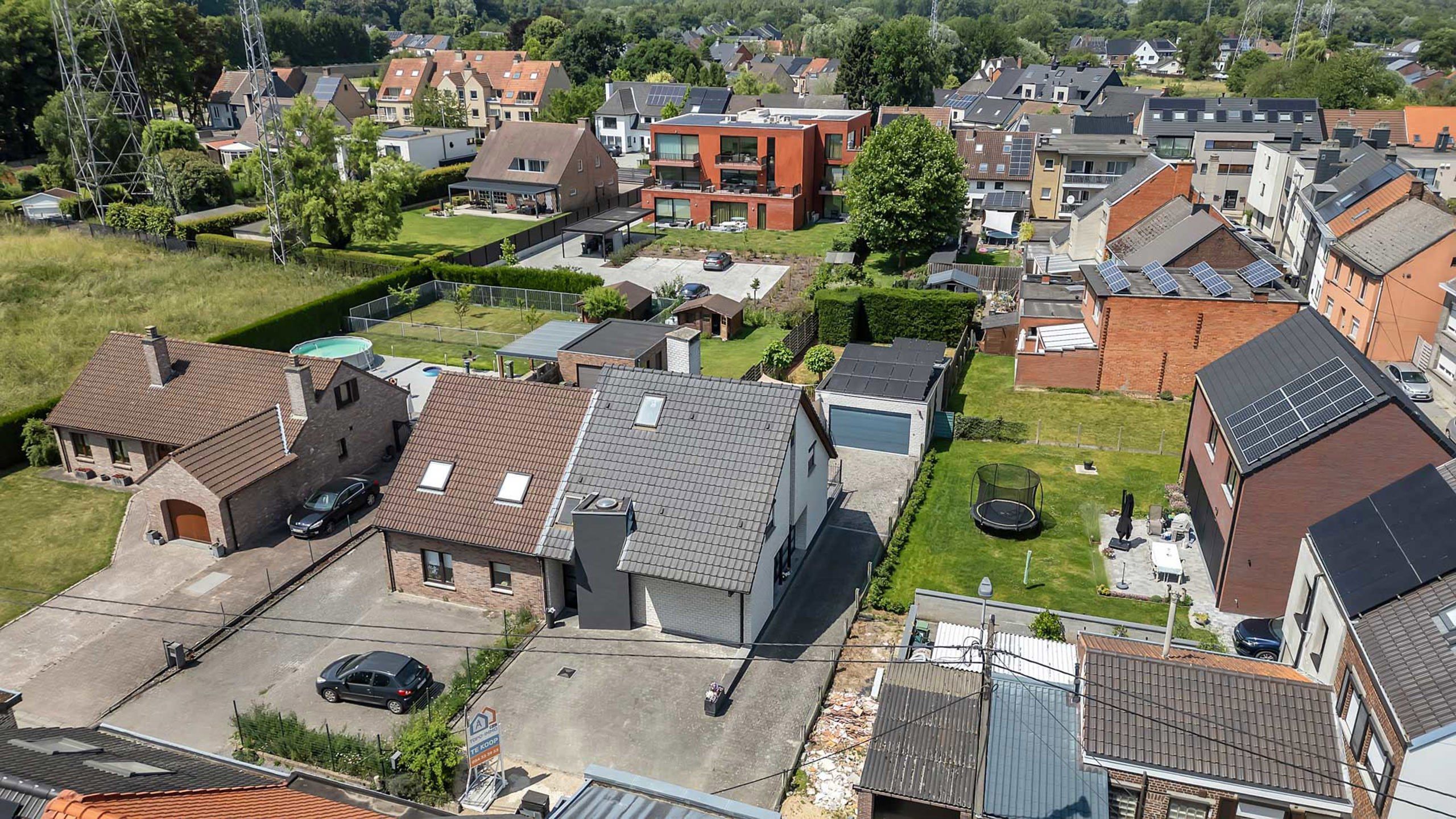 Gezellige, instapklare HOB met garage en tuin foto 41