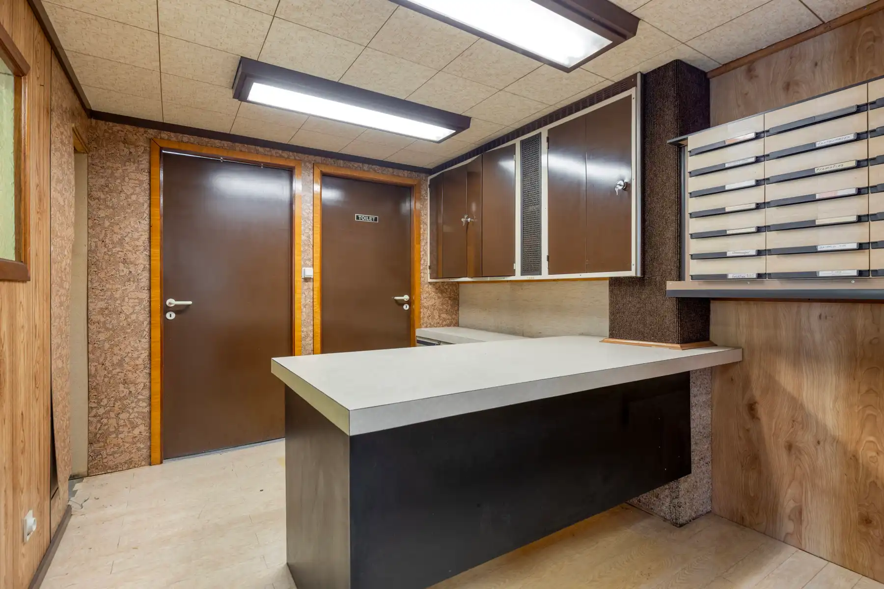 Te renoveren woning/handelspand met veel potentieel. foto 6