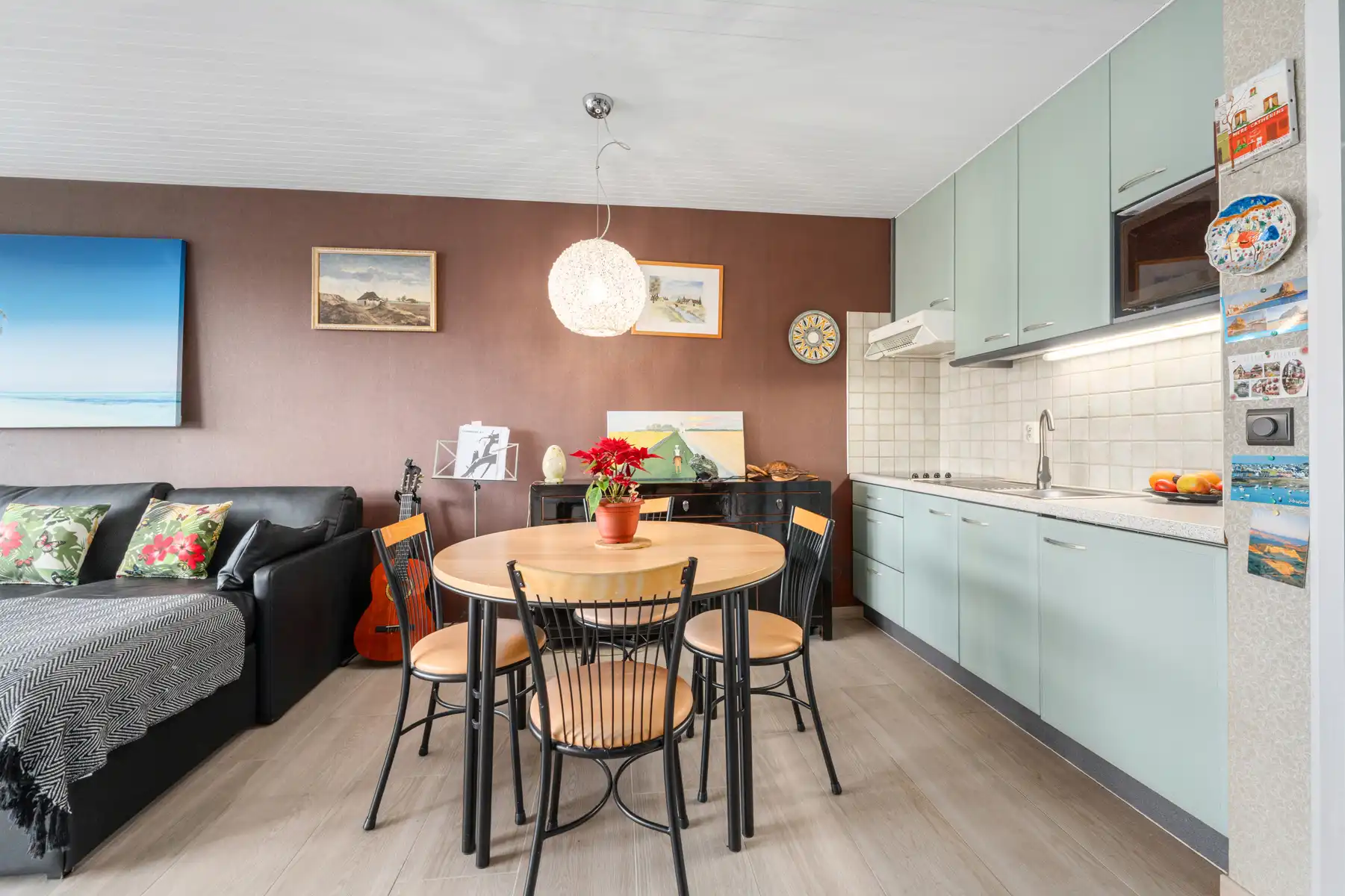 Verzorgde familieflat met zonneterrasje foto 8