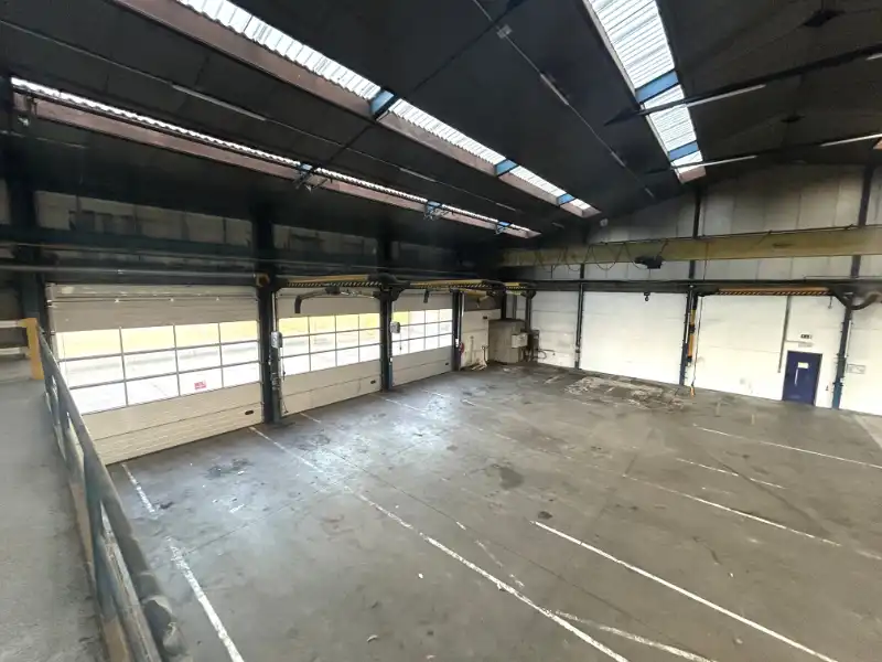 Ruime werkplaats / atelier met kantoren op topligging nabij UZ Gent foto 8