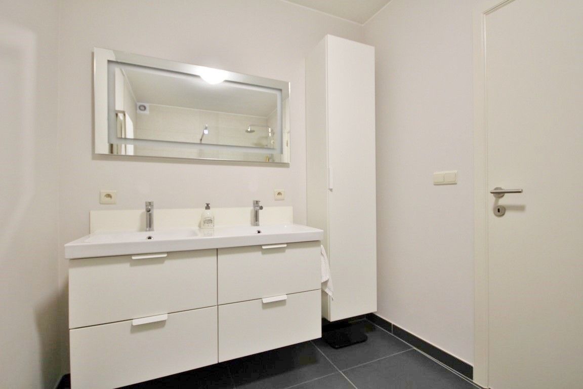 Gelijkvloers appartement met 1 slaapkamer midden in het centrum van Sint-Truiden foto 18