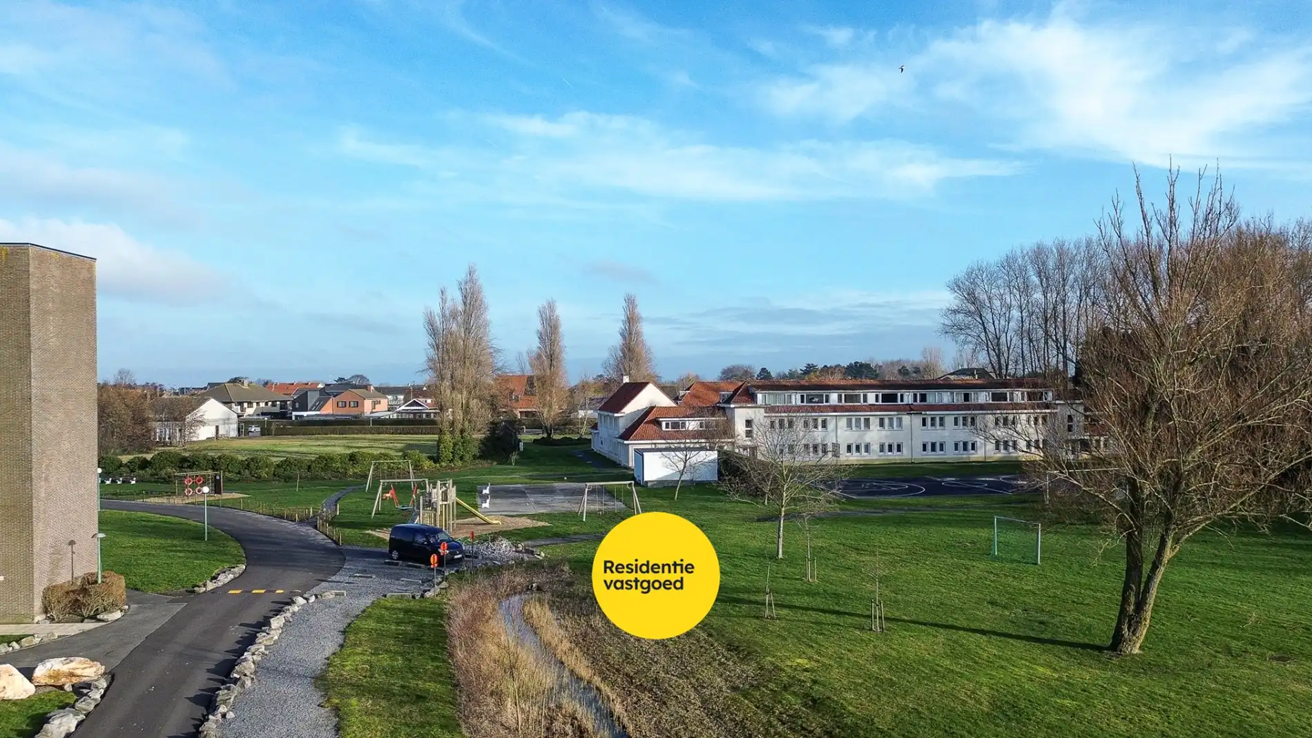 Eénslaapkamerappartement met terras, vlakbij strand en zee!  foto 22