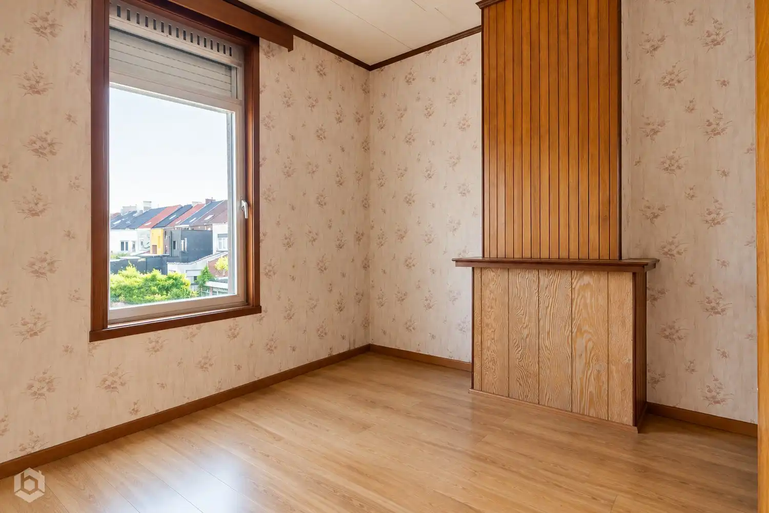 Karaktervolle te renoveren woning met 3 slpkrs en tuin in Mechelen foto 12