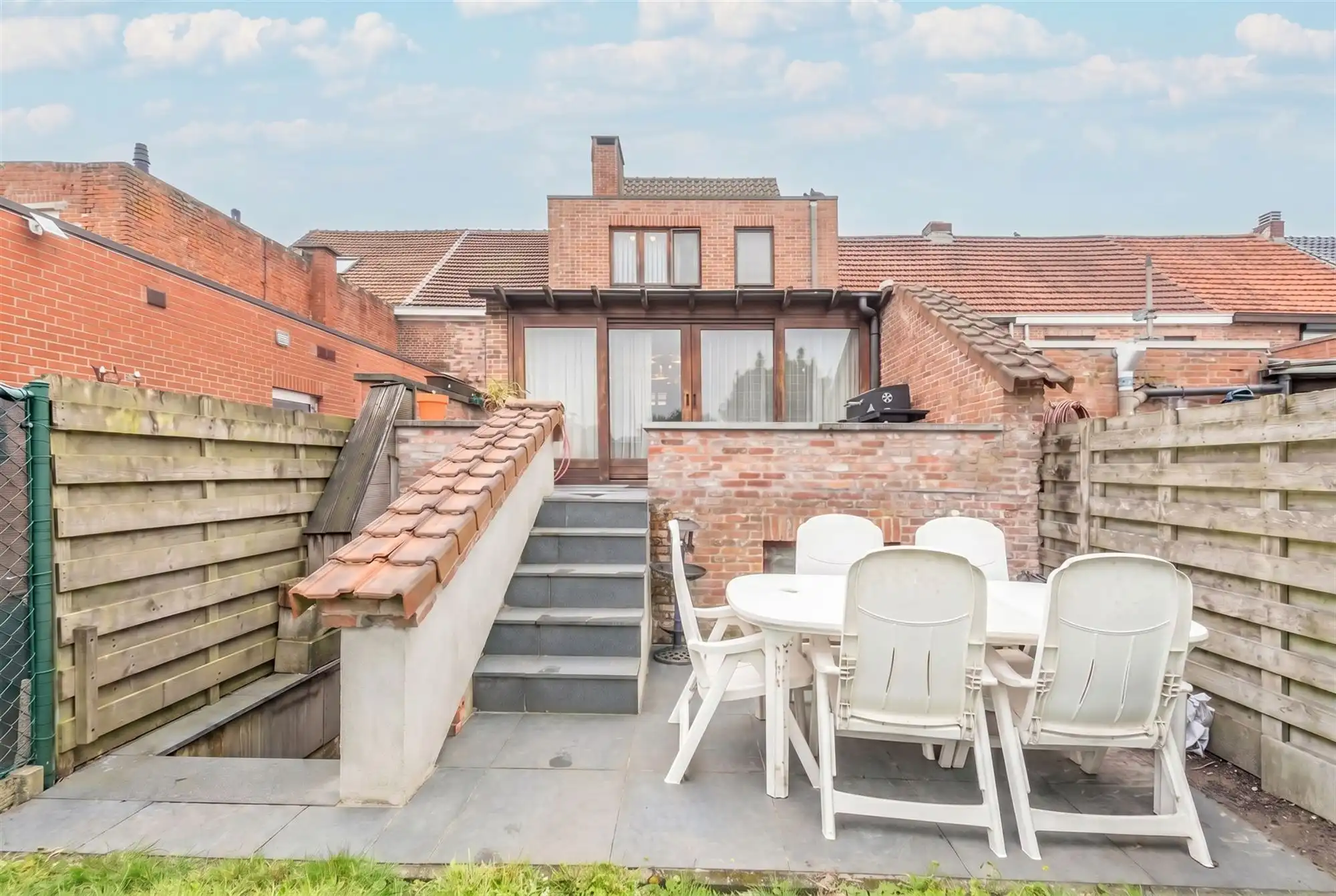 rustig gelegen gezinswoning met 4  à 6 slpks en tuin foto 9