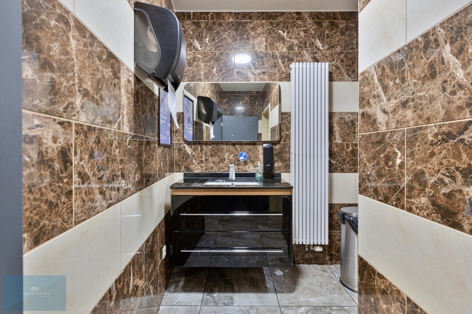 Te  Huur: Unieke Horecagelegenheid in Genk de Stalenstraat foto 31