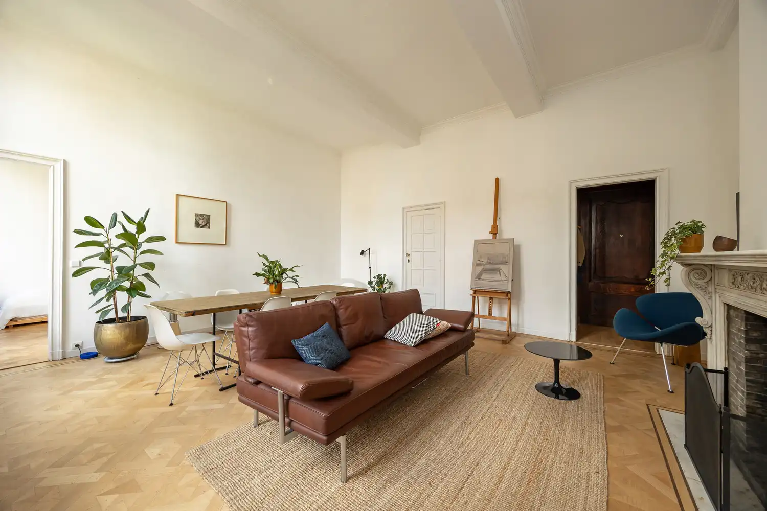 Een zeldzaam en groen privilige in het hart van Antwerpen: wonen in het historische Venushof foto 11