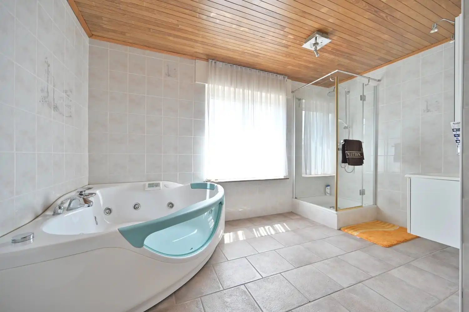 Halfvrijstaande woning met lift en zonnepanelen, zeer mooi gelegen aan de bosrand van Lanaken foto 15