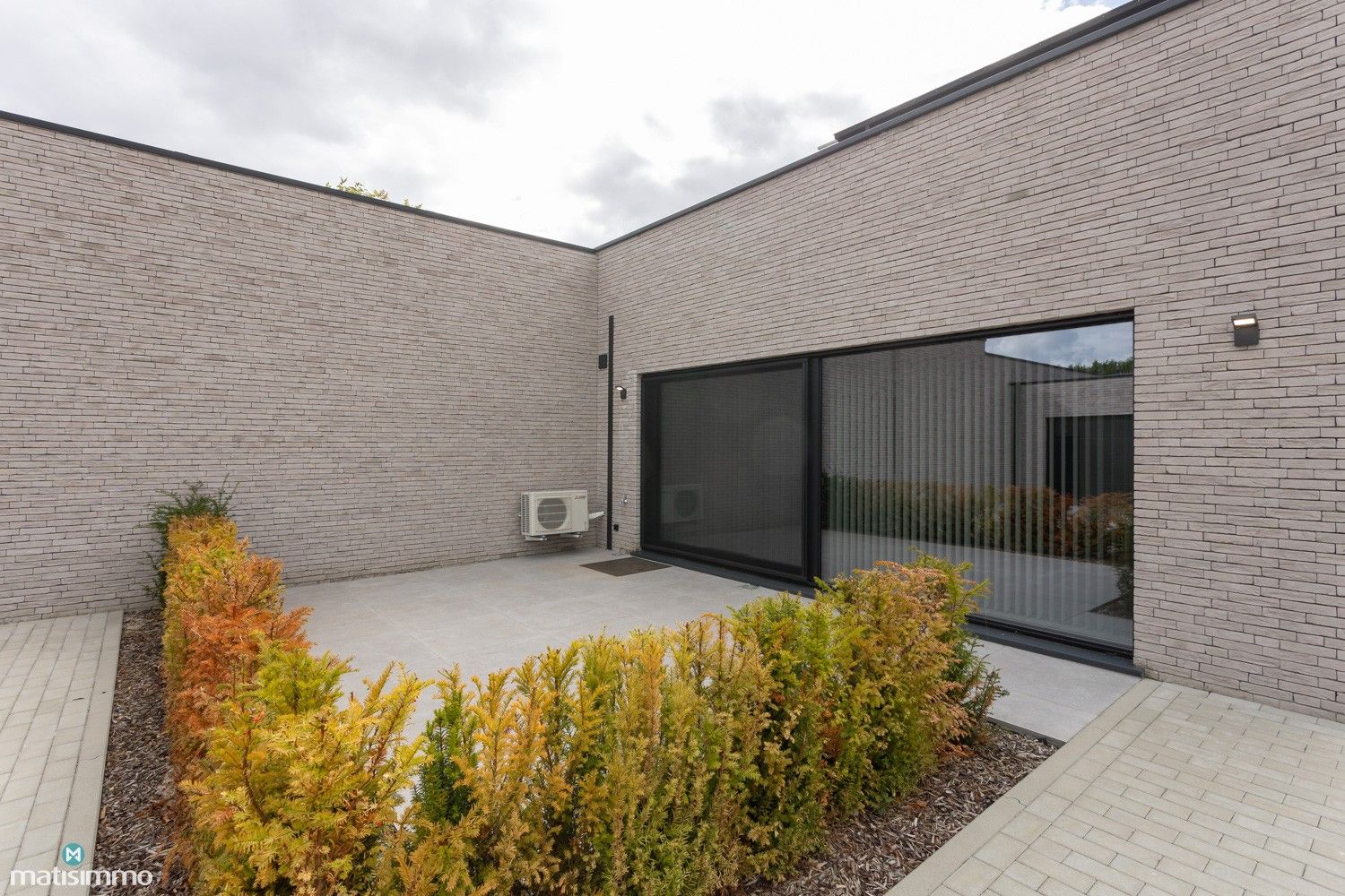 NIEUWBOUWAPPARTEMENT VOORZIEN VAN ALLE COMFORT MET TWEE SLAAPKAMERS TE MOPERTINGEN foto 19