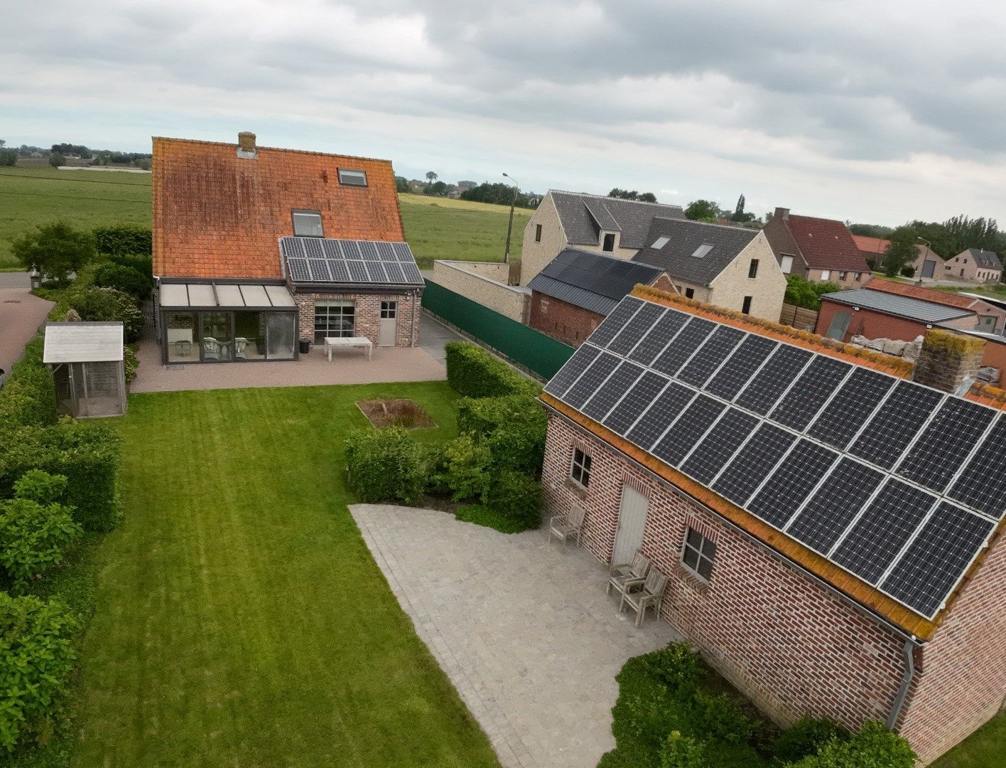 Alleenstaande woning met 4 slaapkamers en garage te Kortemark  foto 3