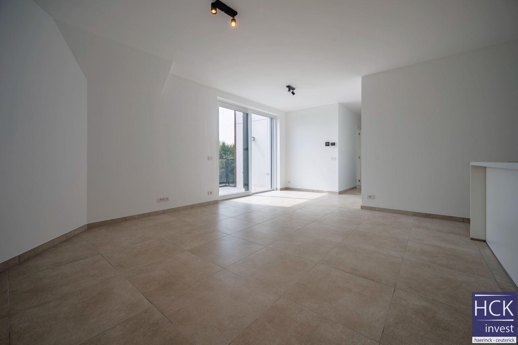 ANZEGEM - Knap nieuwbouwappartement met 2 SLPK, ultra energiezuinig! foto 4