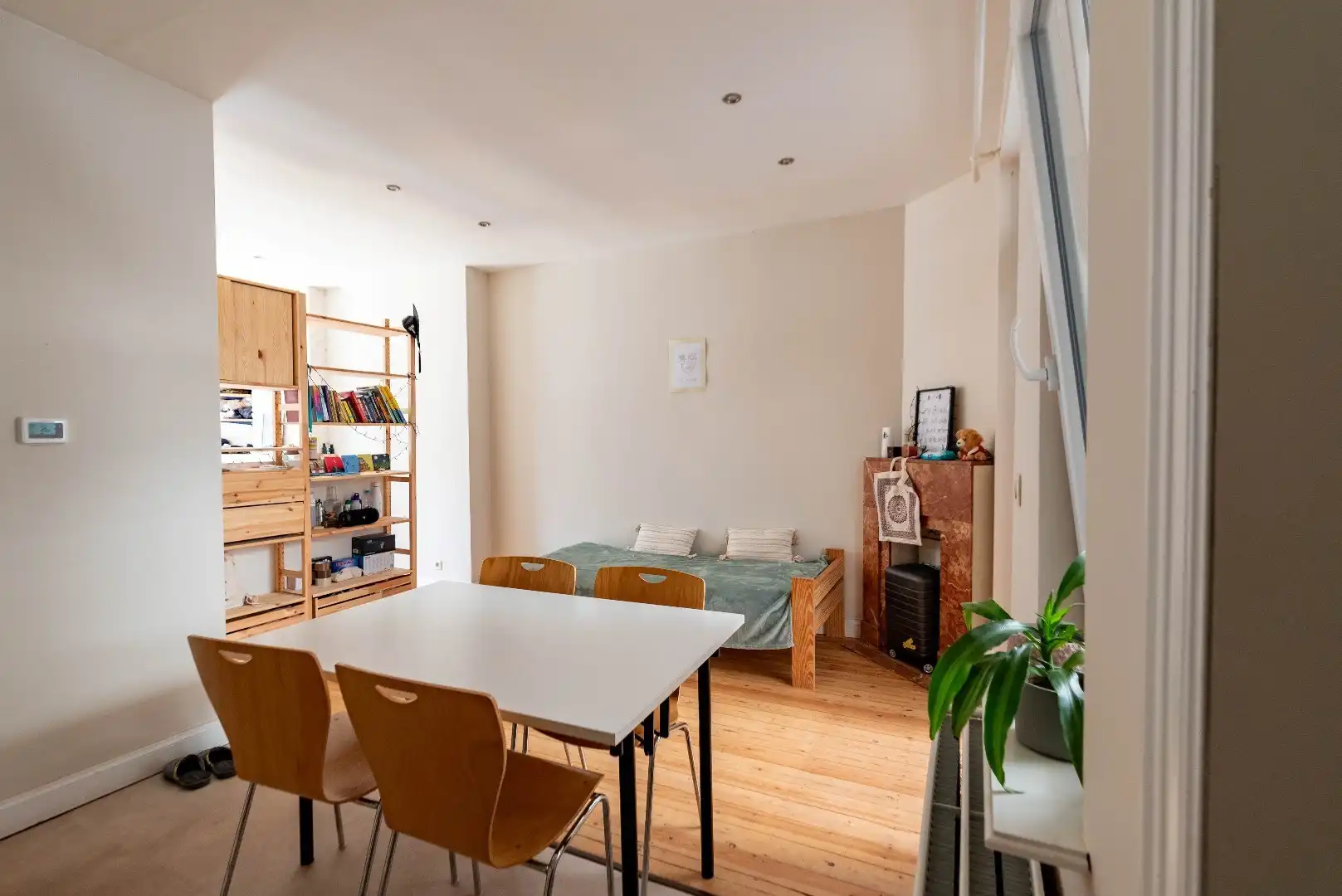 Charmante en veelzijdige woning met studio, 2 slaapkamers foto 25
