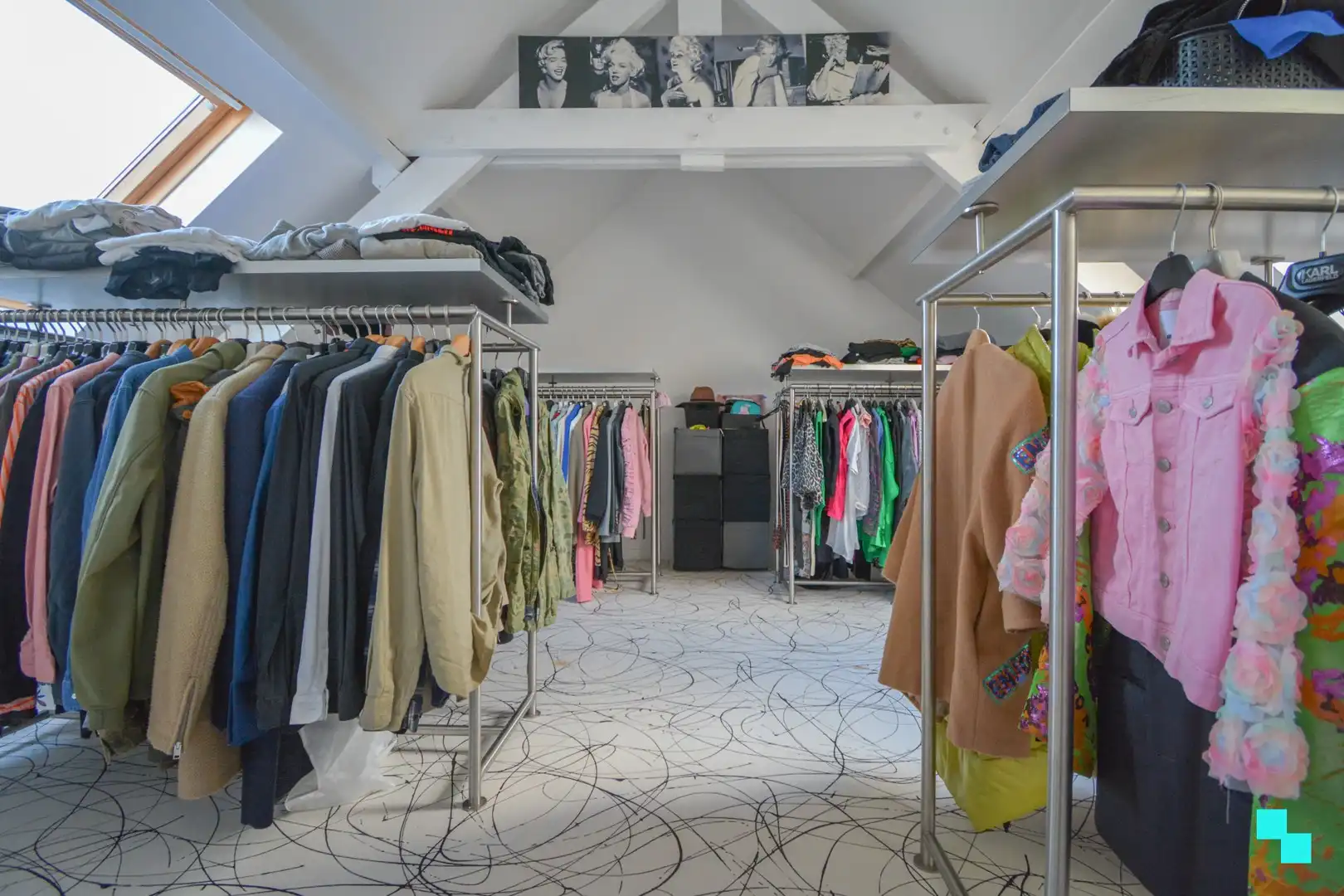 Verrassend ruime gezinswoning in hartje Roeselare foto 16