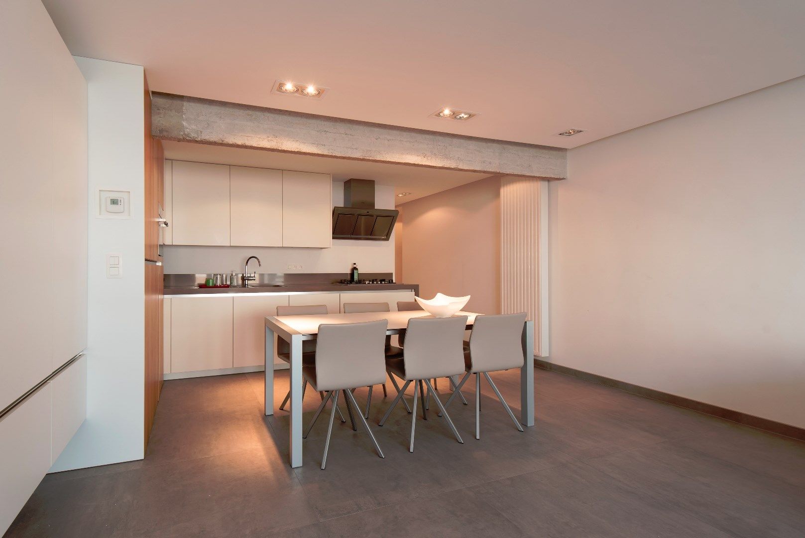 Zeer ruim en prachtig afgewerkt 3 slaapkamerappartement op enkele stappen van de Zeedijk van Middelkerke foto 7